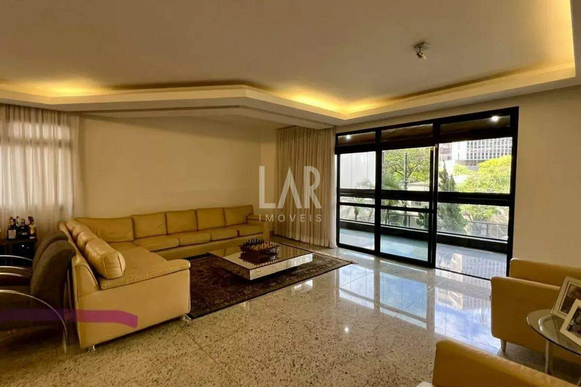 Apartamento de 4 quartos à venda, Lourdes, Belo Horizonte - MG