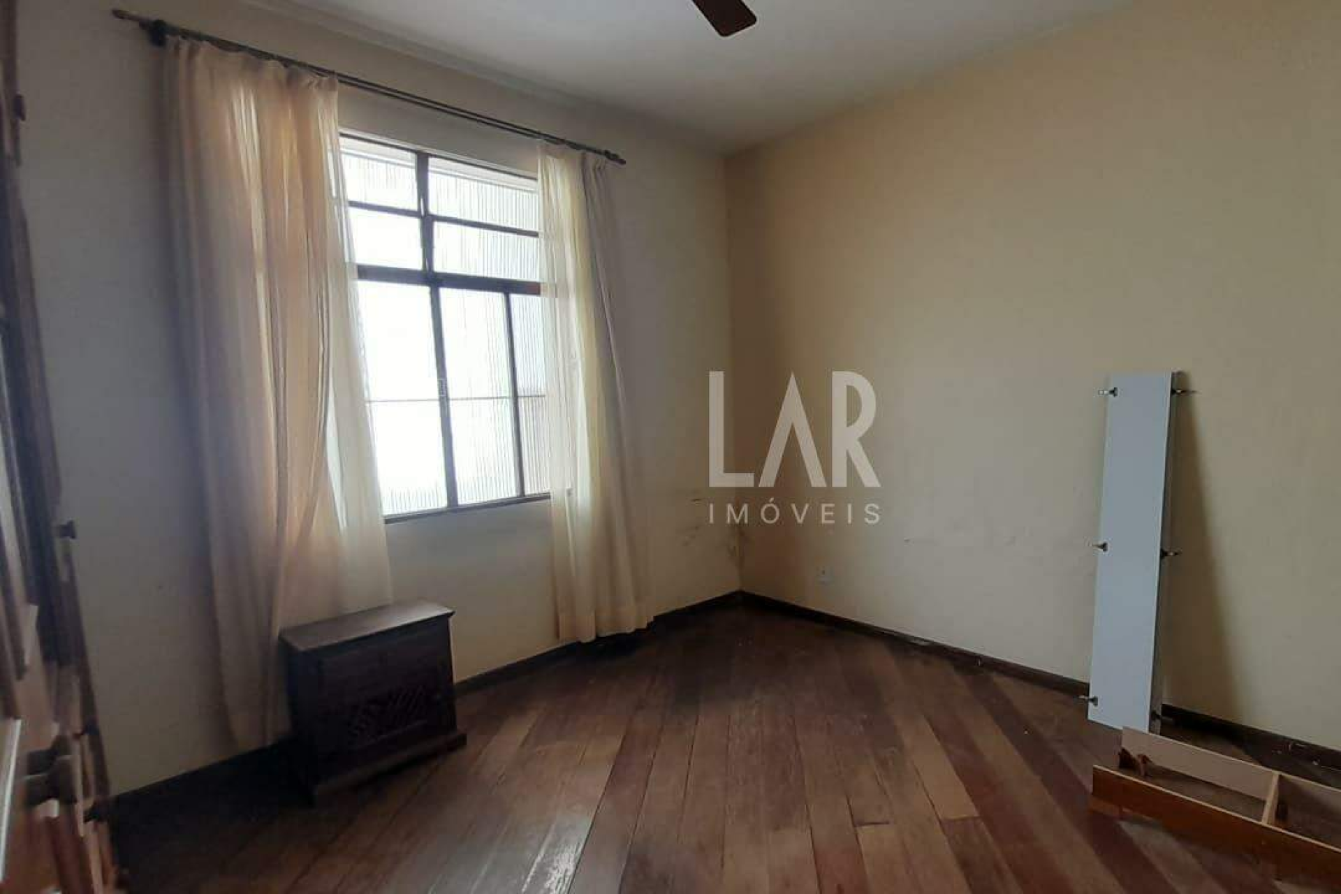 Casa de 5 quartos para alugar, Sagrada Família, Belo Horizonte - MG