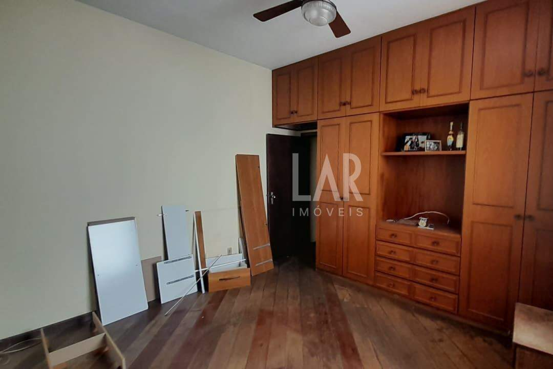 Casa de 5 quartos para alugar, Sagrada Família, Belo Horizonte - MG