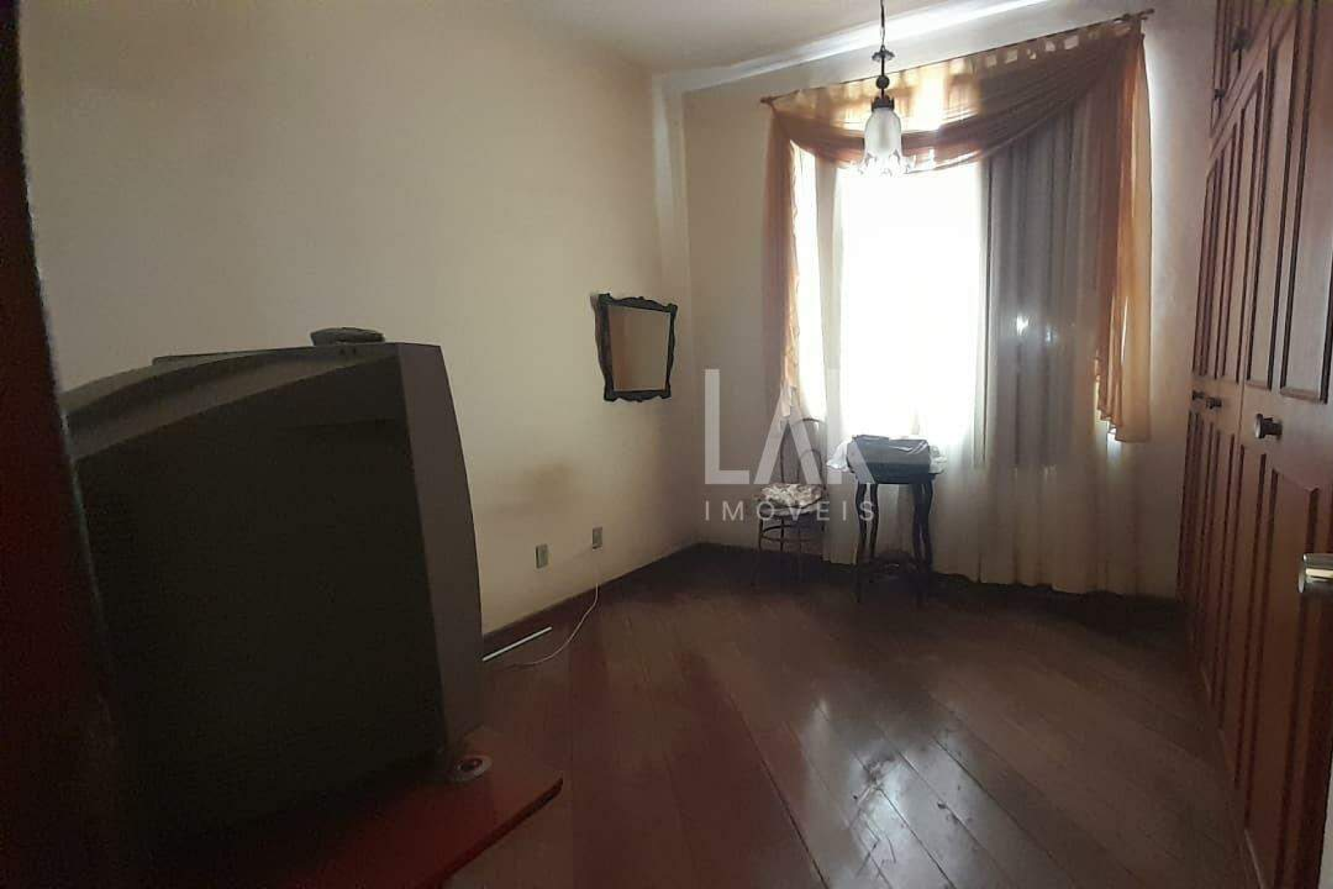 Casa de 5 quartos para alugar, Sagrada Família, Belo Horizonte - MG