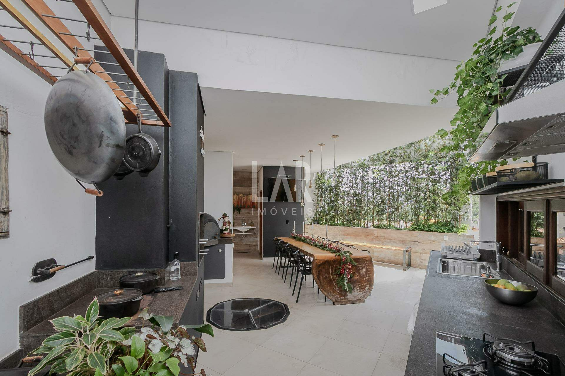 Casa de 3 quartos à venda, Santa Lúcia, Belo Horizonte - MG