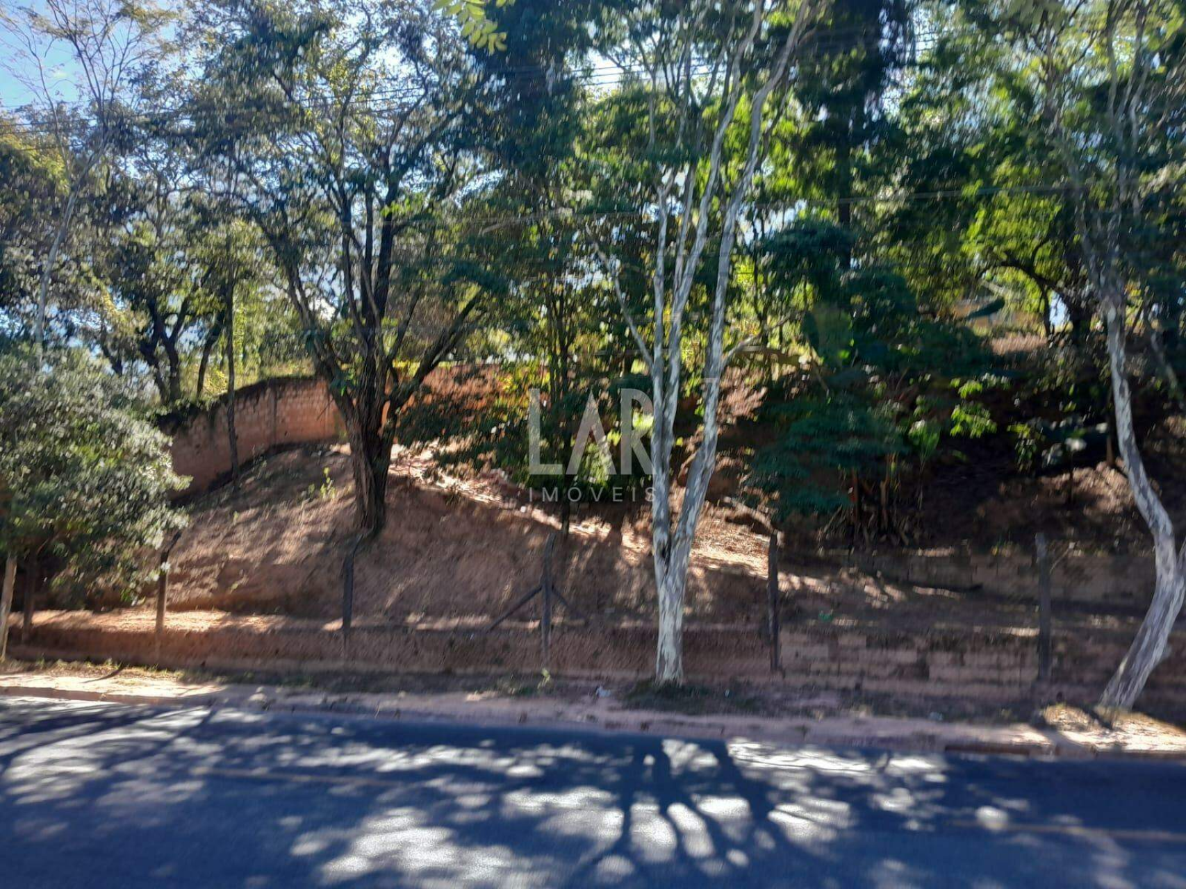 Lote - Terreno à venda, Braúnas, Belo Horizonte - MG
