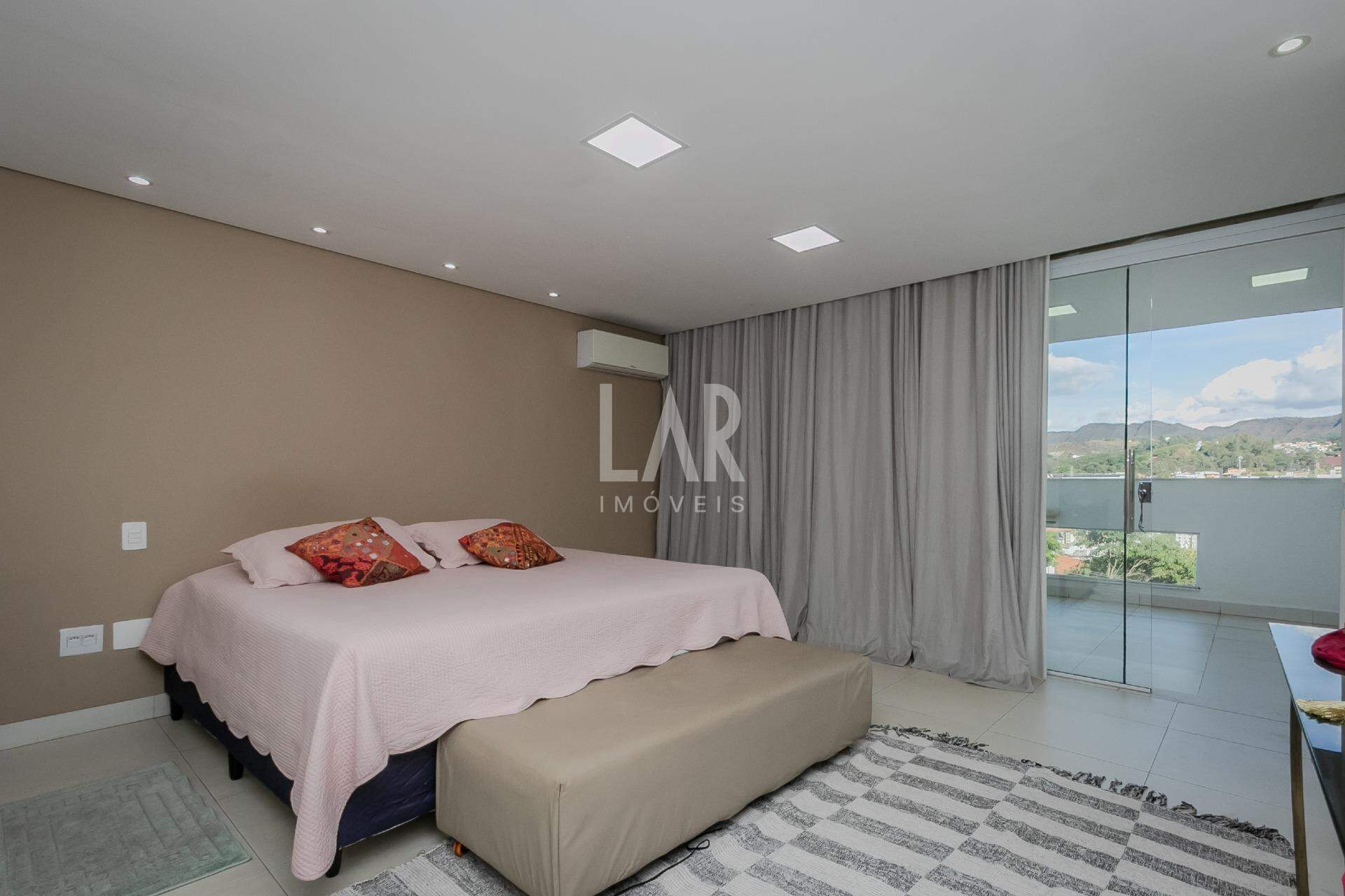 Casa de 4 quartos à venda, São Bento, Belo Horizonte - MG