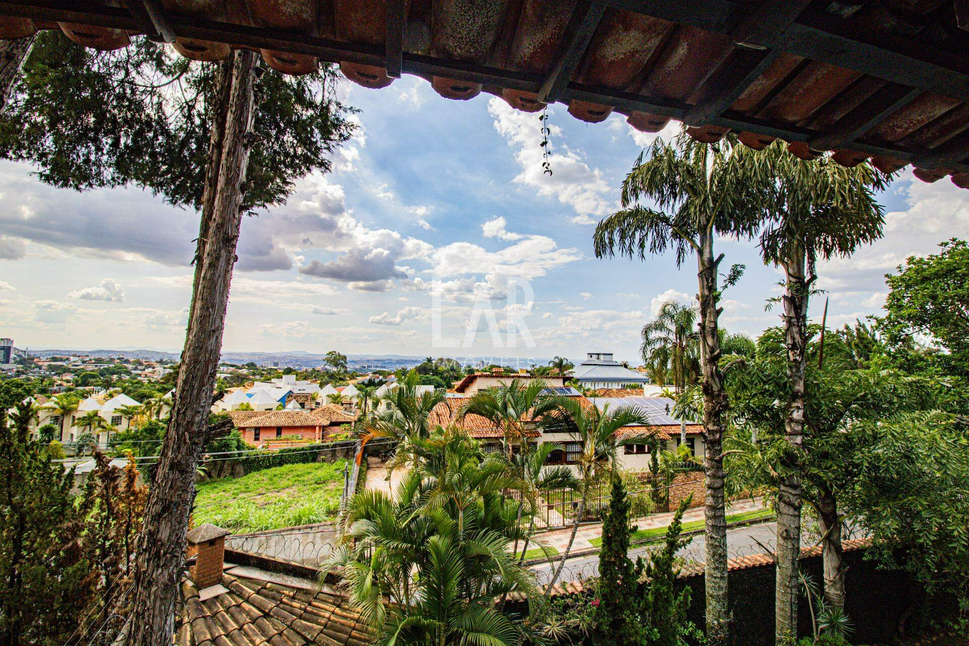 Casa de 5 quartos para alugar, Belvedere, Belo Horizonte - MG
