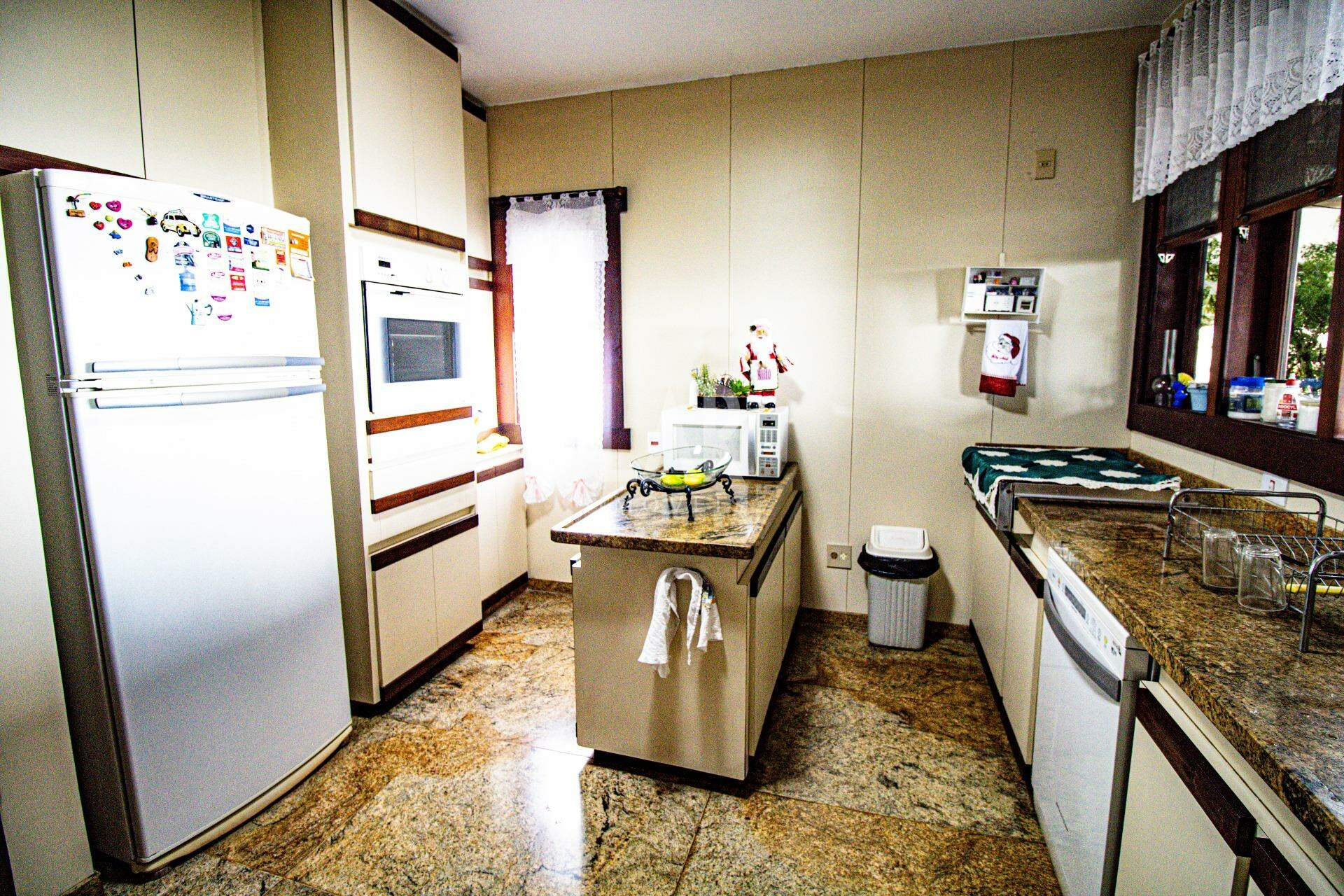 Casa de 5 quartos para alugar, Belvedere, Belo Horizonte - MG