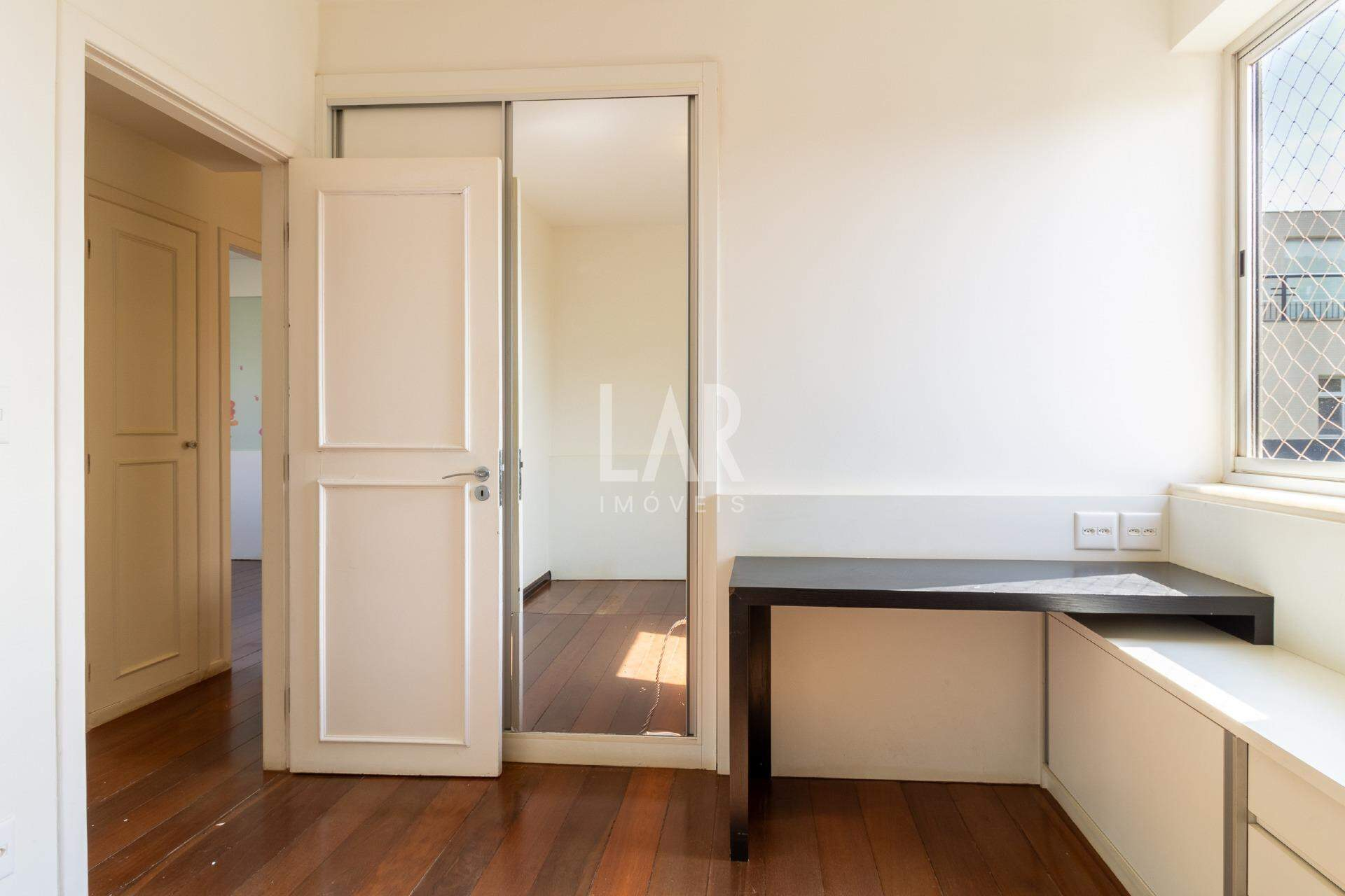 Apartamento de 5 quartos à venda, Serra, Belo Horizonte - MG