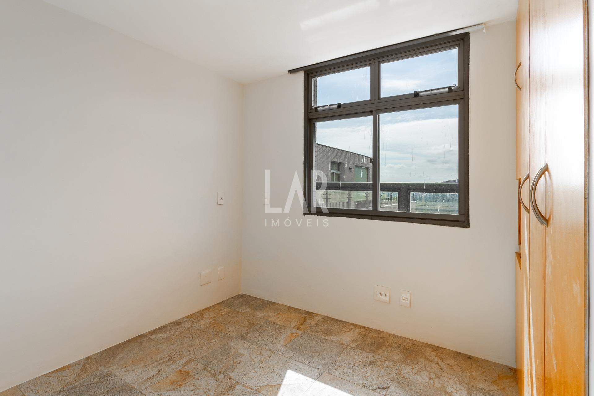 Apartamento de 5 quartos à venda, Serra, Belo Horizonte - MG