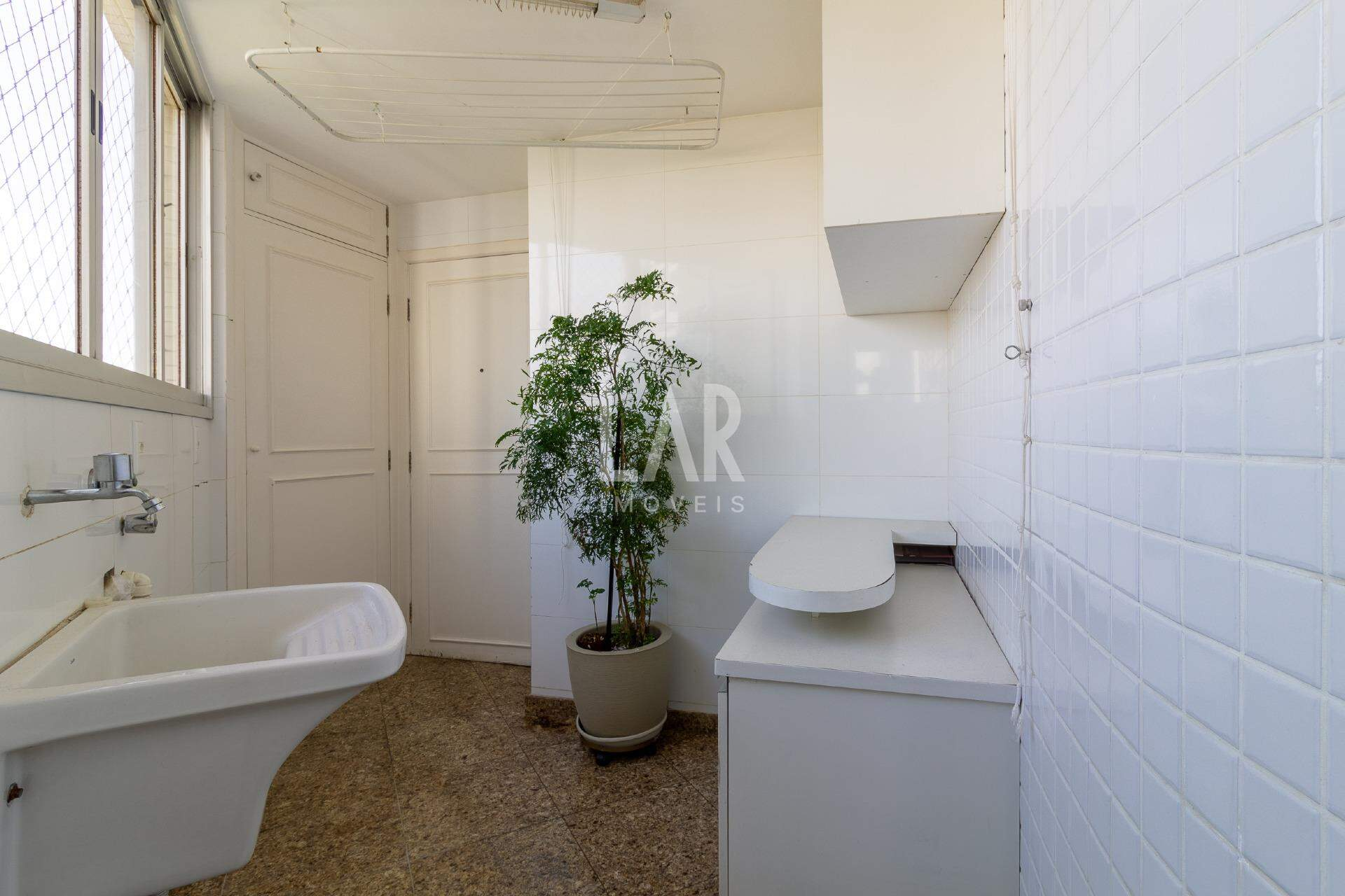 Apartamento de 5 quartos à venda, Serra, Belo Horizonte - MG