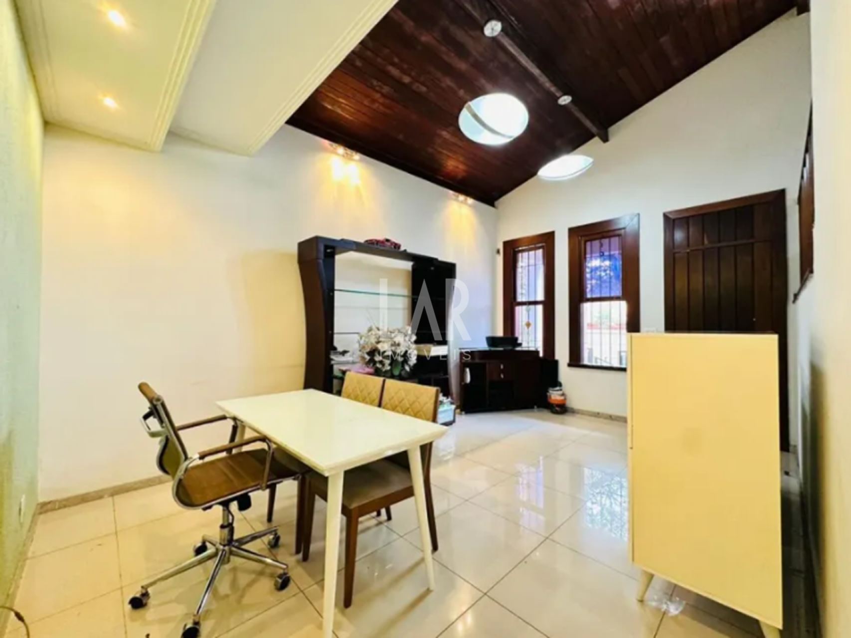 Casa de 3 quartos à venda, Santa Amélia, Belo Horizonte - MG
