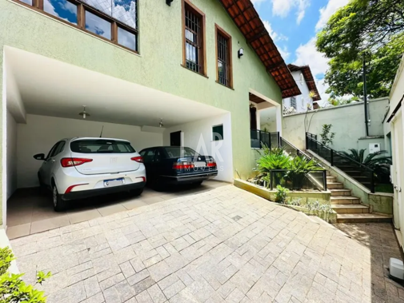 Casa de 3 quartos à venda, Santa Amélia, Belo Horizonte - MG