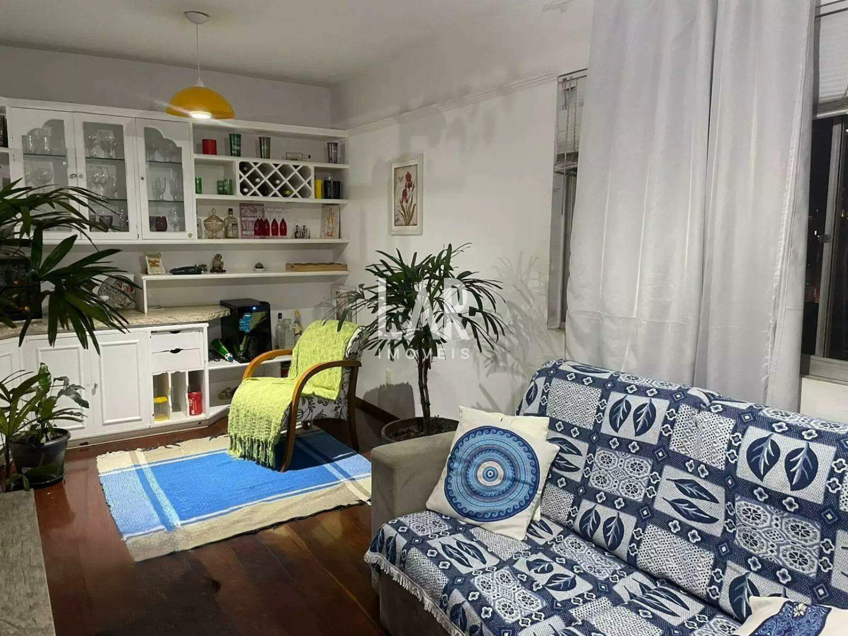 Apartamento com 3 quartos — Santo Antônio, Belo Horizonte