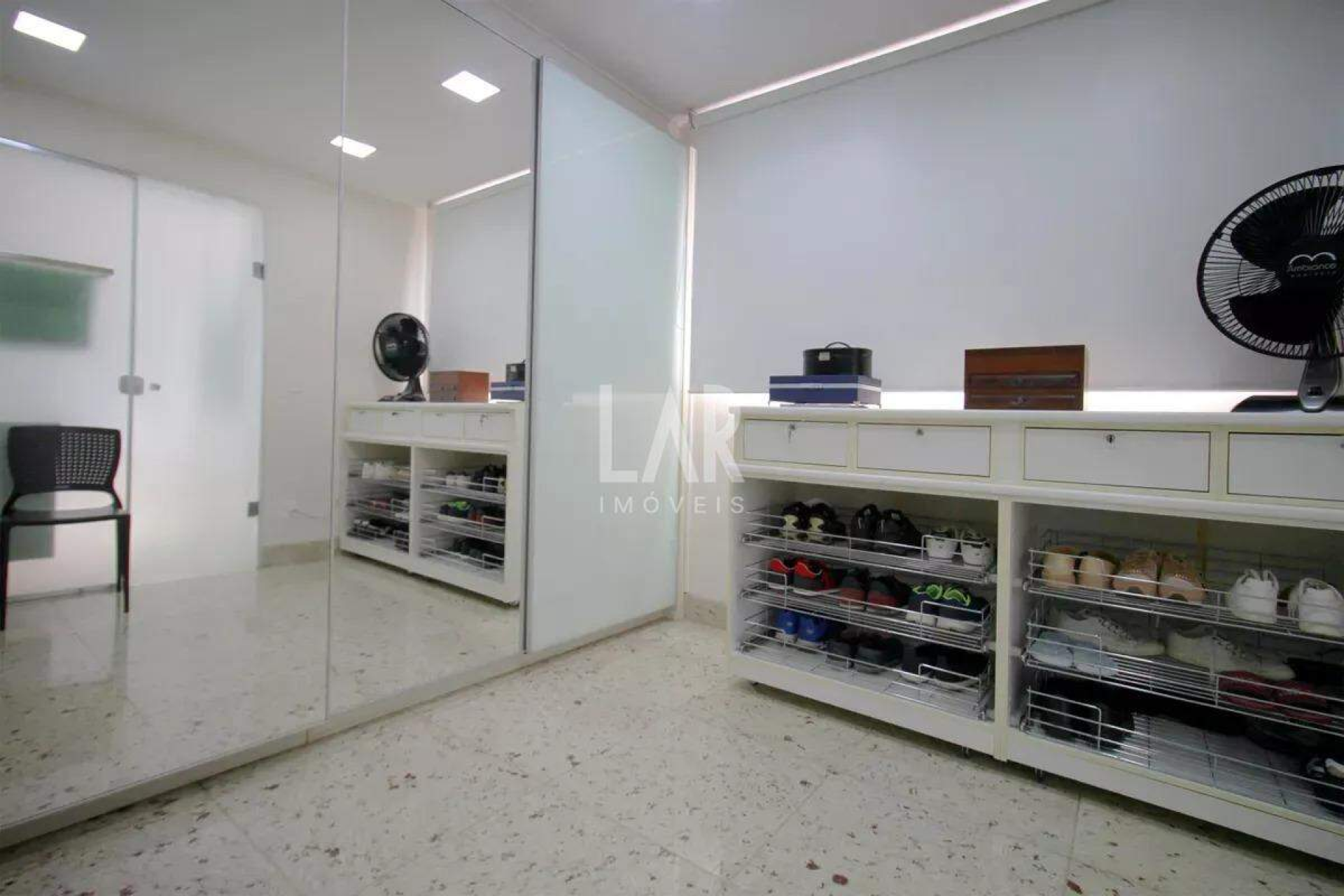 Apartamento de 4 quartos à venda, Cruzeiro, Belo Horizonte - MG