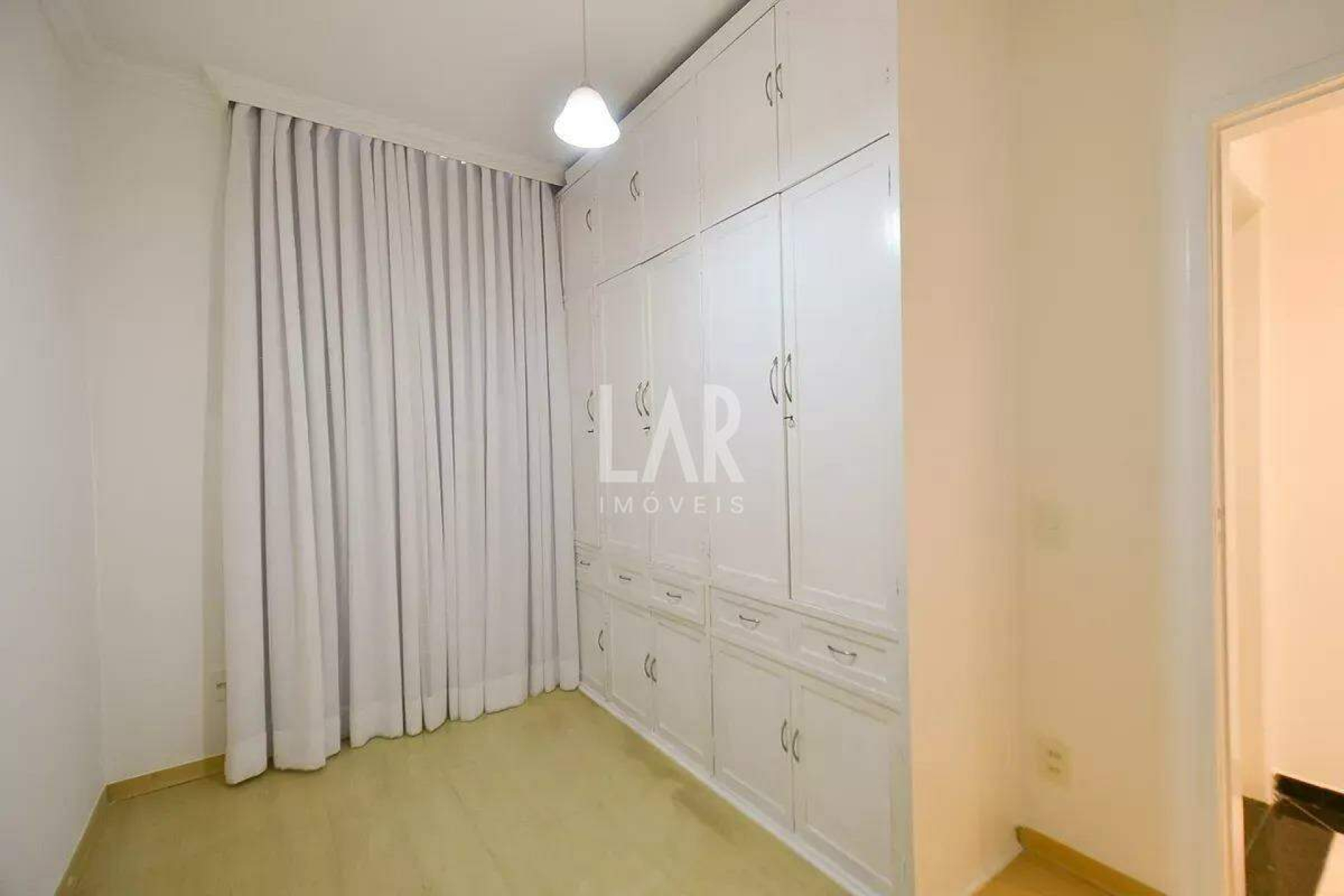 Apartamento de 3 quartos para alugar, Sagrada Família, Belo Horizonte - MG
