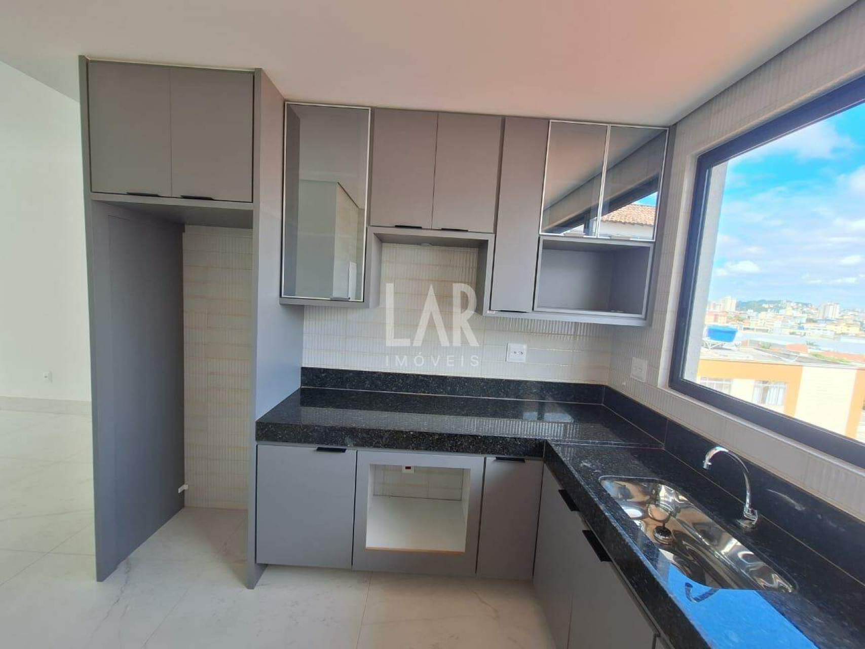 France - Alto Barroca - Belo Horizonte, MG