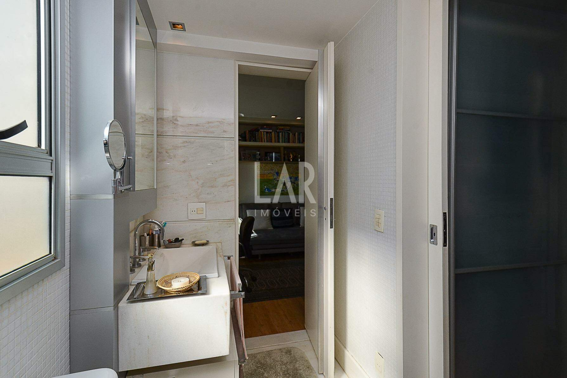 Apartamento de 4 quartos para alugar, Belvedere, Belo Horizonte - MG