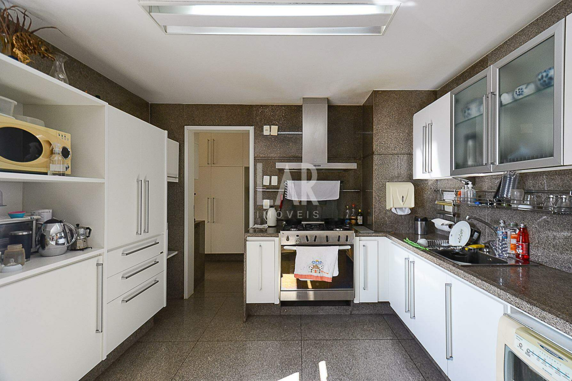Apartamento de 4 quartos para alugar, Belvedere, Belo Horizonte - MG