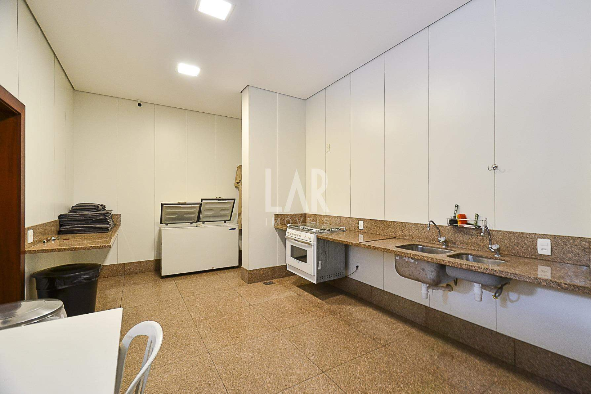 Apartamento de 4 quartos para alugar, Belvedere, Belo Horizonte - MG