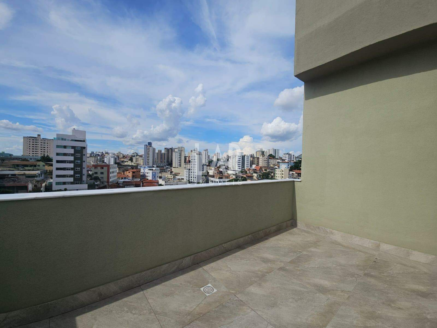 Cobertura de 3 quartos à venda, Floresta, Belo Horizonte - MG