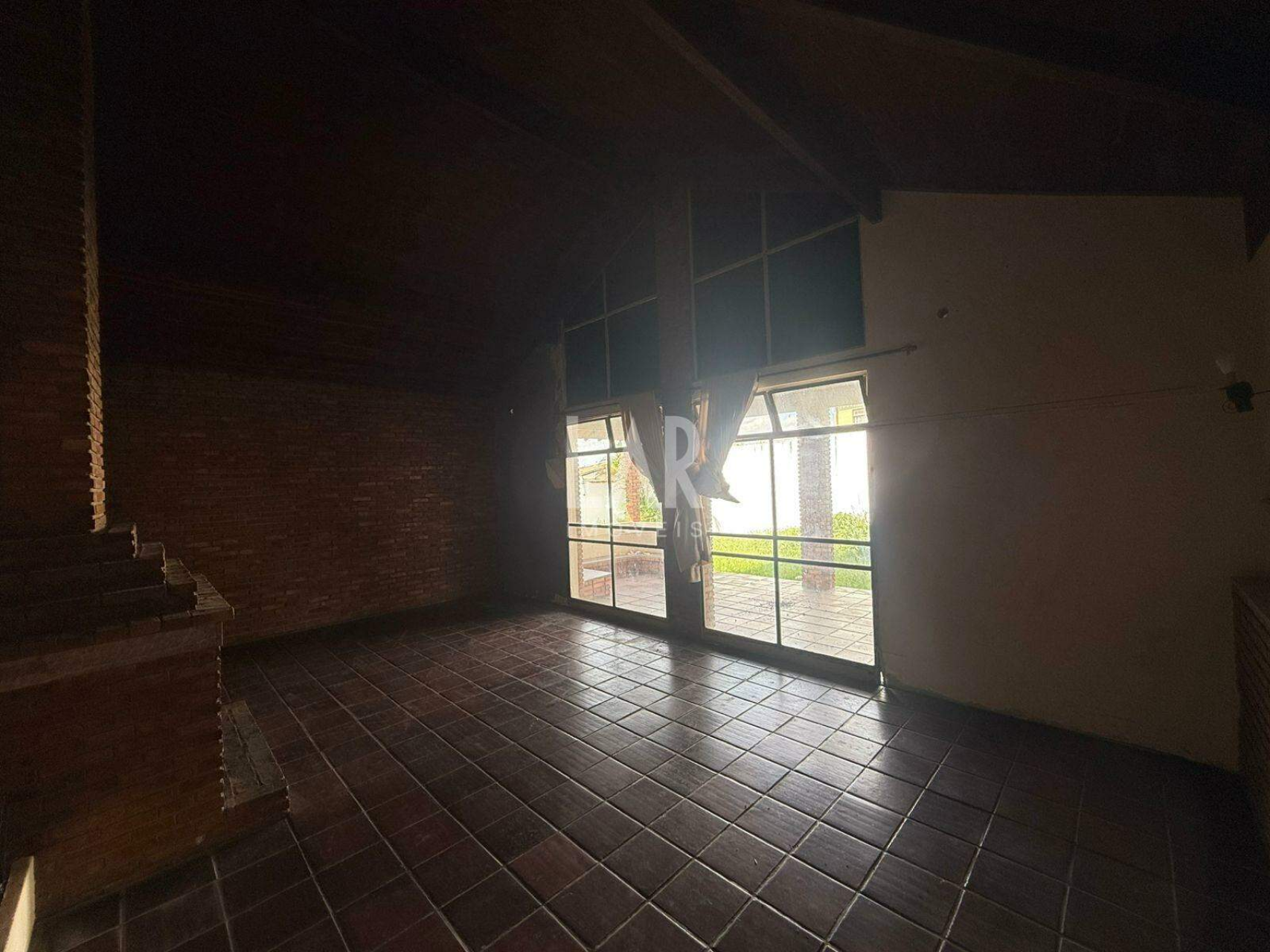 Casa de 5 quartos à venda, Santa Mônica, Belo Horizonte - MG