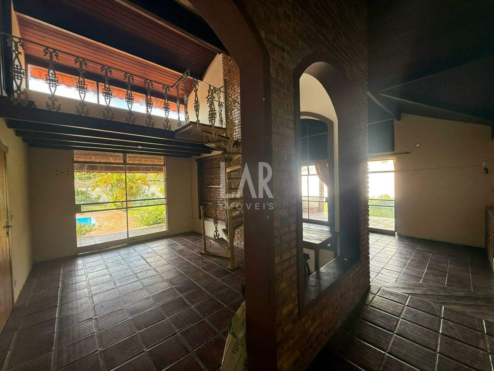 Casa de 5 quartos à venda, Santa Mônica, Belo Horizonte - MG