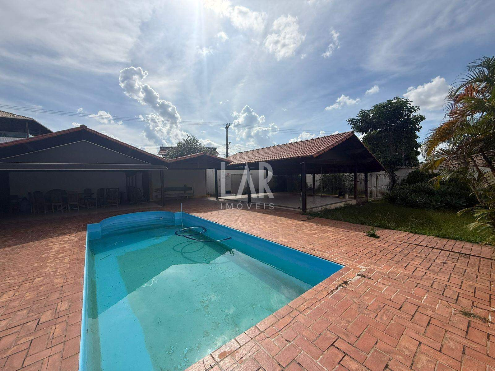 Casa de 5 quartos à venda, Santa Mônica, Belo Horizonte - MG