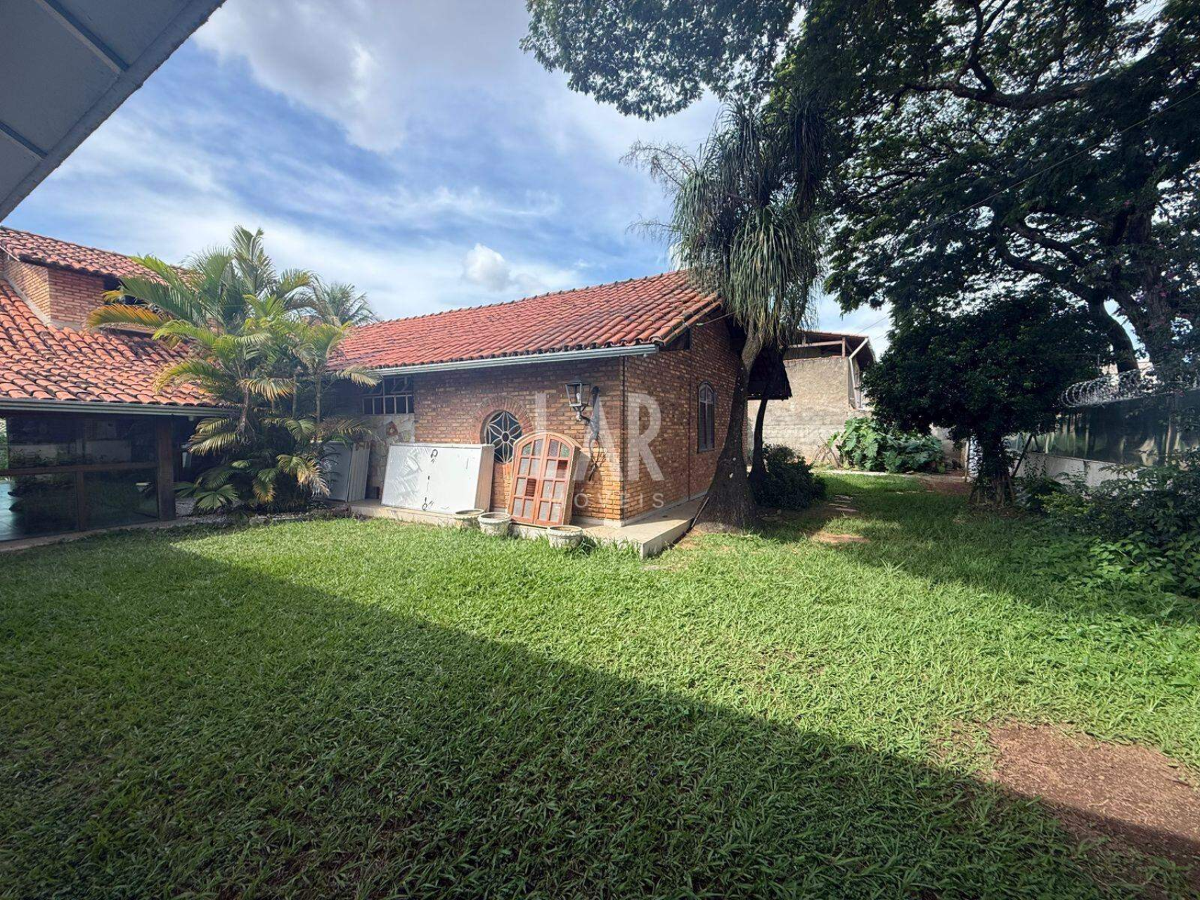 Casa de 5 quartos à venda, Santa Mônica, Belo Horizonte - MG