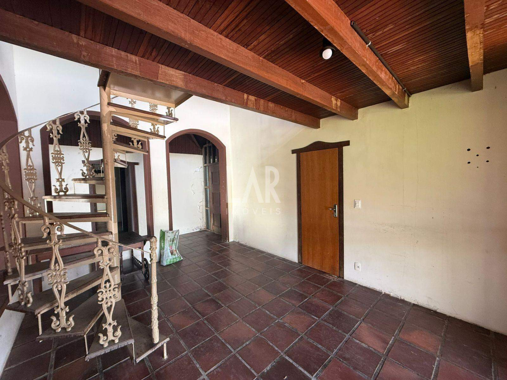 Casa de 5 quartos à venda, Santa Mônica, Belo Horizonte - MG