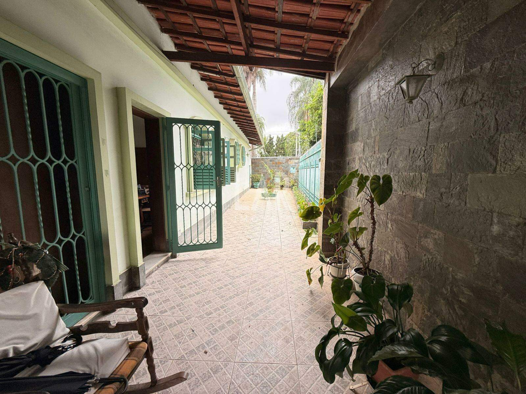 Casa de 4 quartos à venda, Itapoã, Belo Horizonte - MG