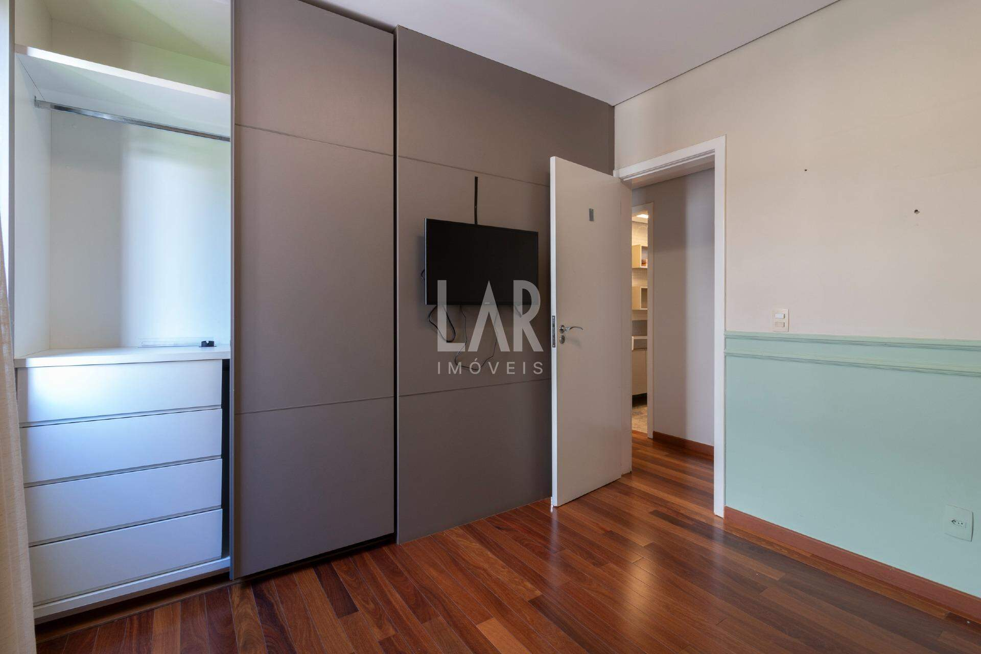 Apartamento de 3 quartos para alugar, Lourdes, Belo Horizonte - MG
