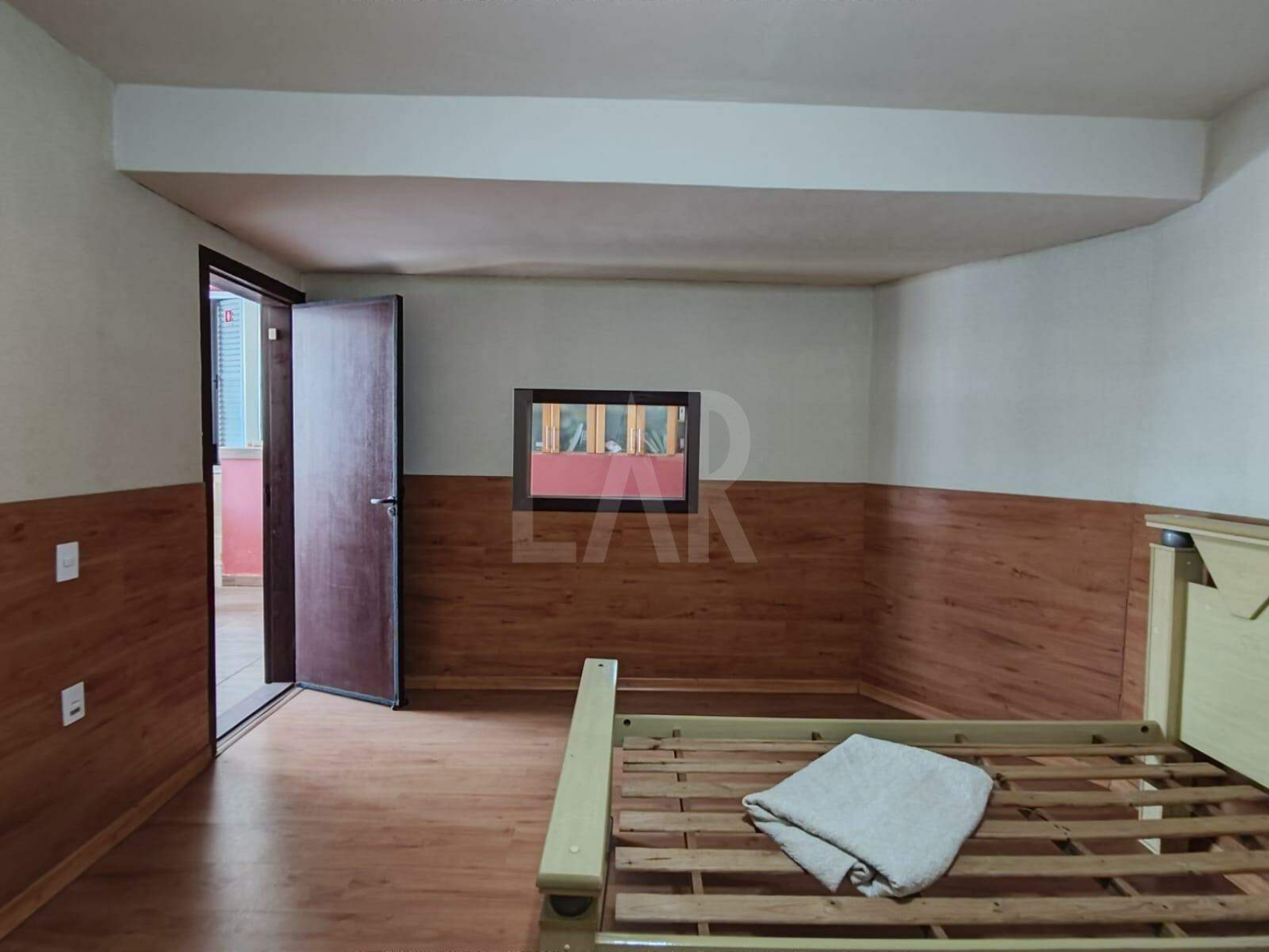 Casa Comercial de 4 quartos para alugar, Estoril, Belo Horizonte - MG