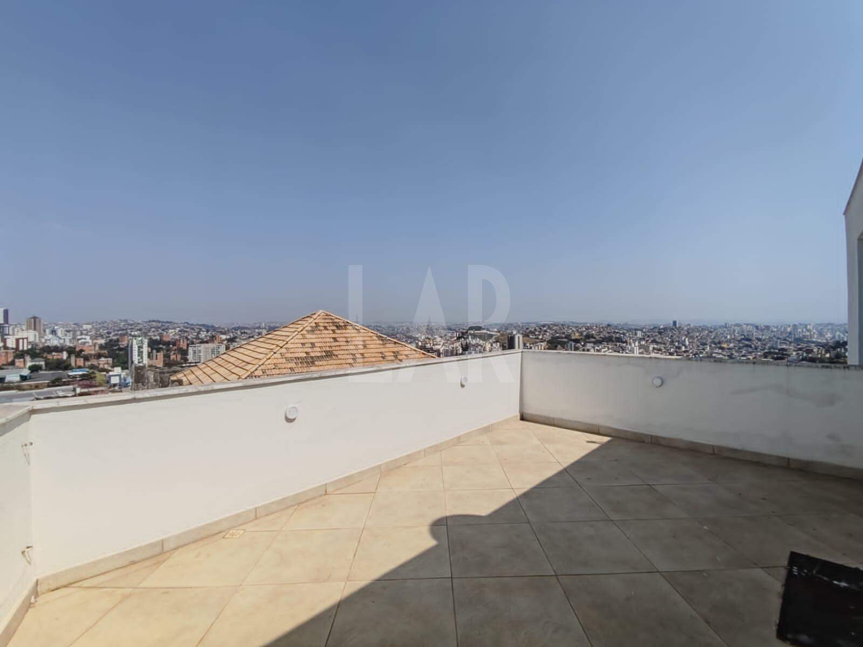 Casa Comercial de 4 quartos para alugar, Estoril, Belo Horizonte - MG