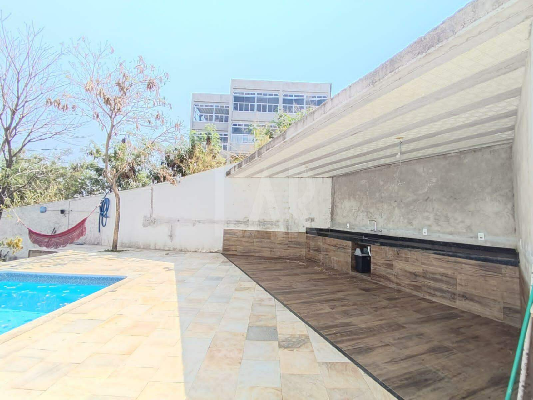 Casa Comercial de 4 quartos para alugar, Estoril, Belo Horizonte - MG