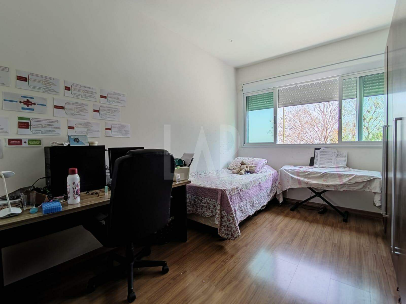 Casa Comercial de 4 quartos para alugar, Estoril, Belo Horizonte - MG