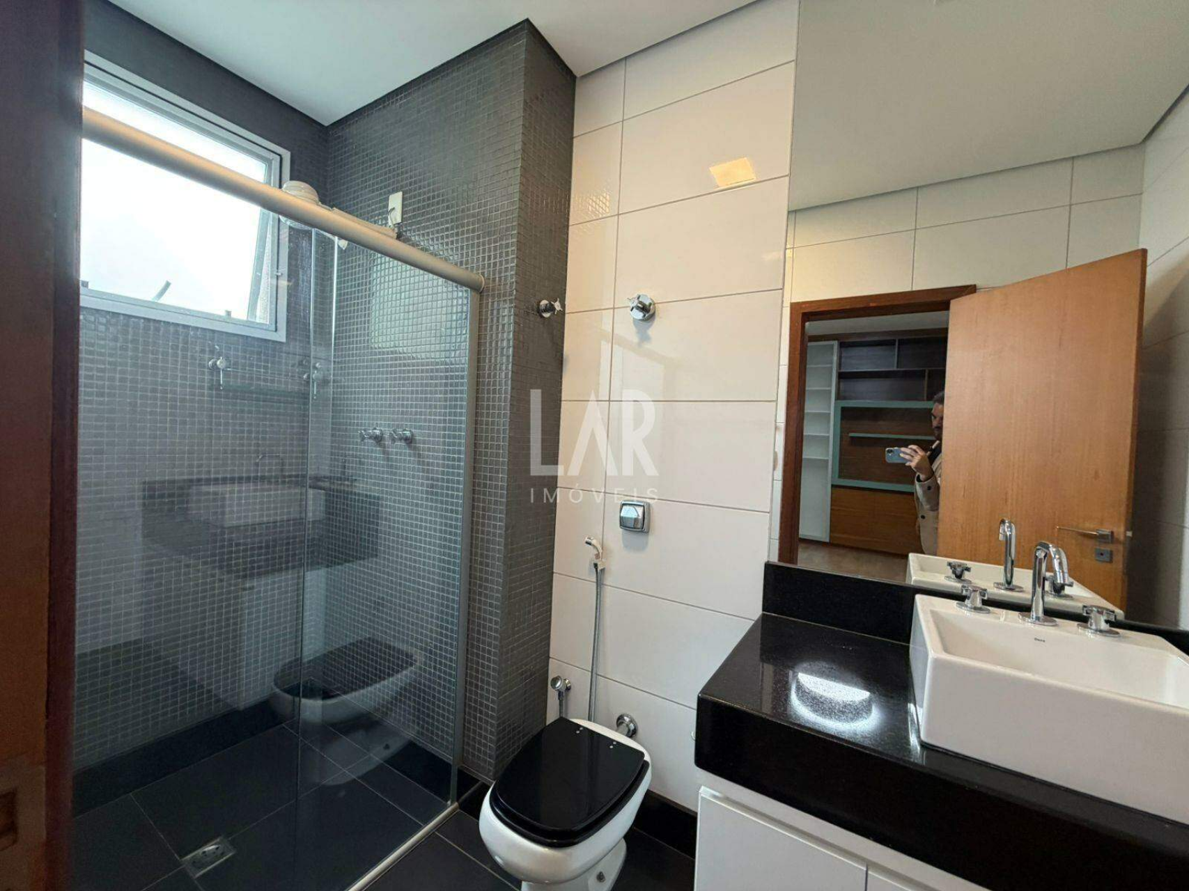 Casa em Condomínio de 4 quartos à venda, Vale dos Cristais, Nova Lima - MG