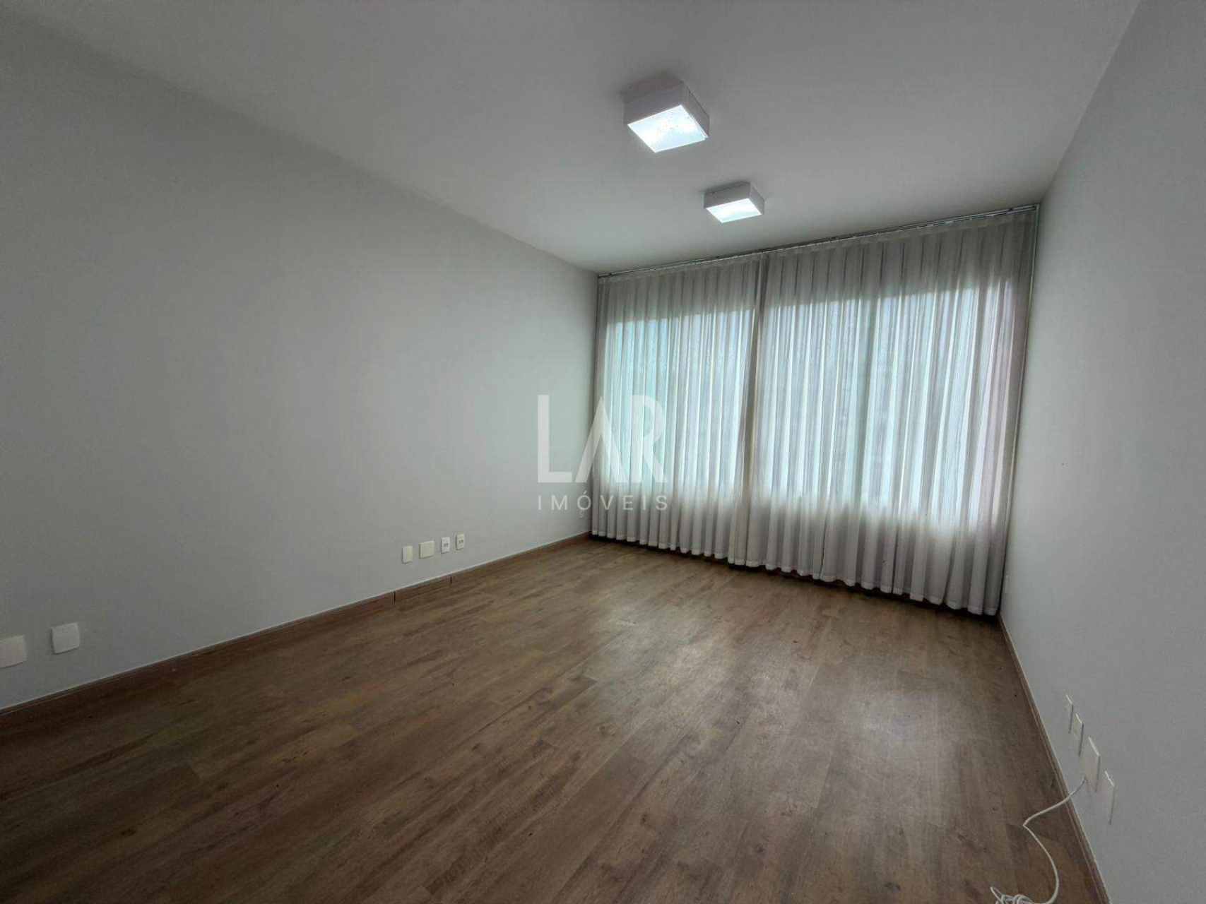 Casa em Condomínio de 4 quartos à venda, Vale dos Cristais, Nova Lima - MG