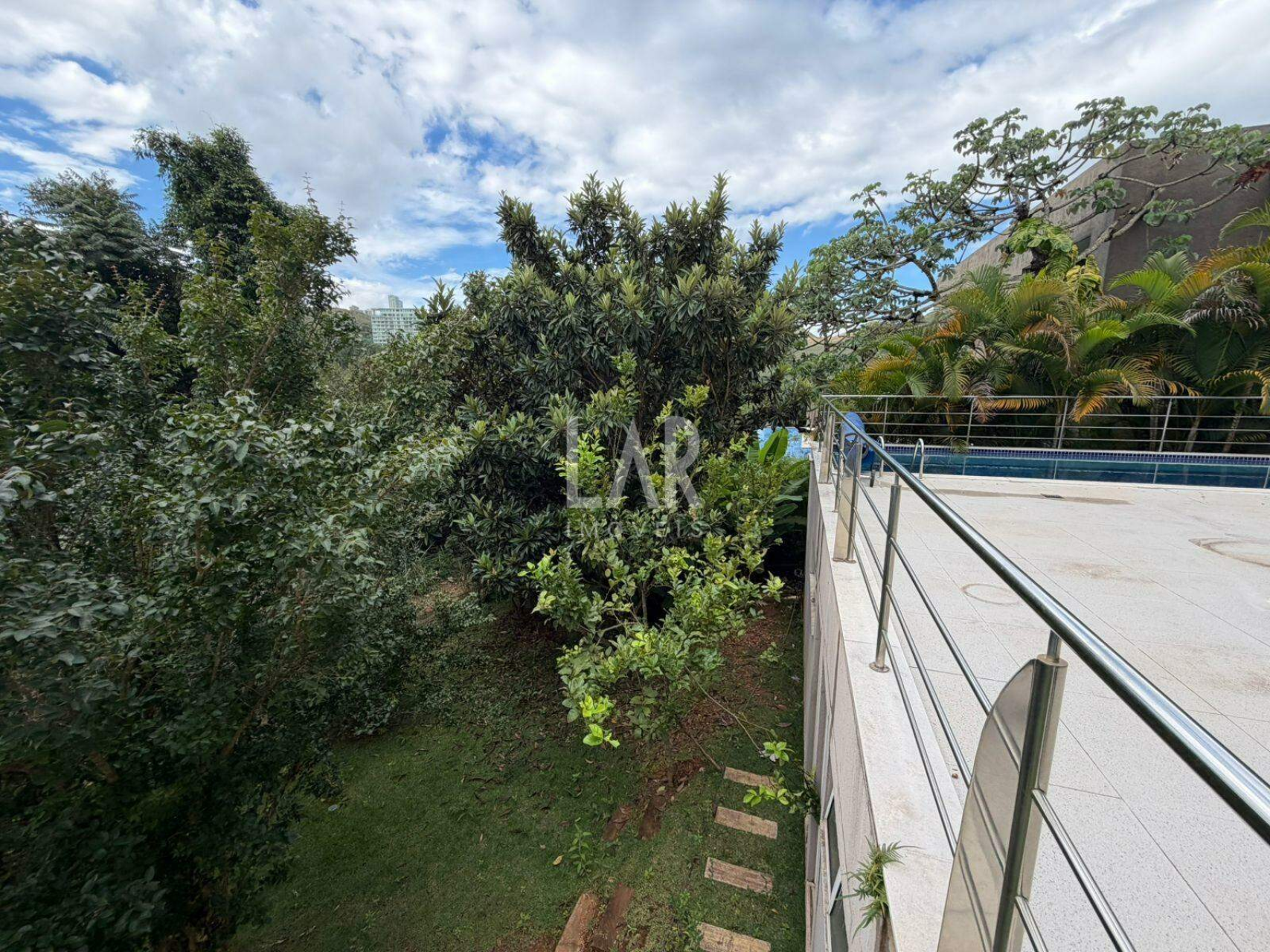 Casa em Condomínio de 4 quartos à venda, Vale dos Cristais, Nova Lima - MG
