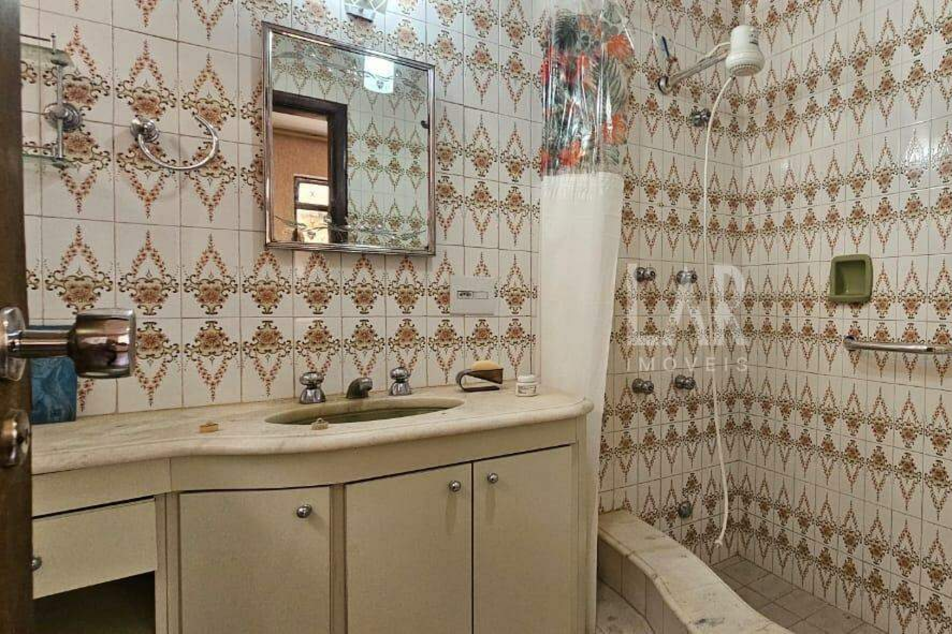 Casa de 6 quartos à venda, Carlos Prates, Belo Horizonte - MG