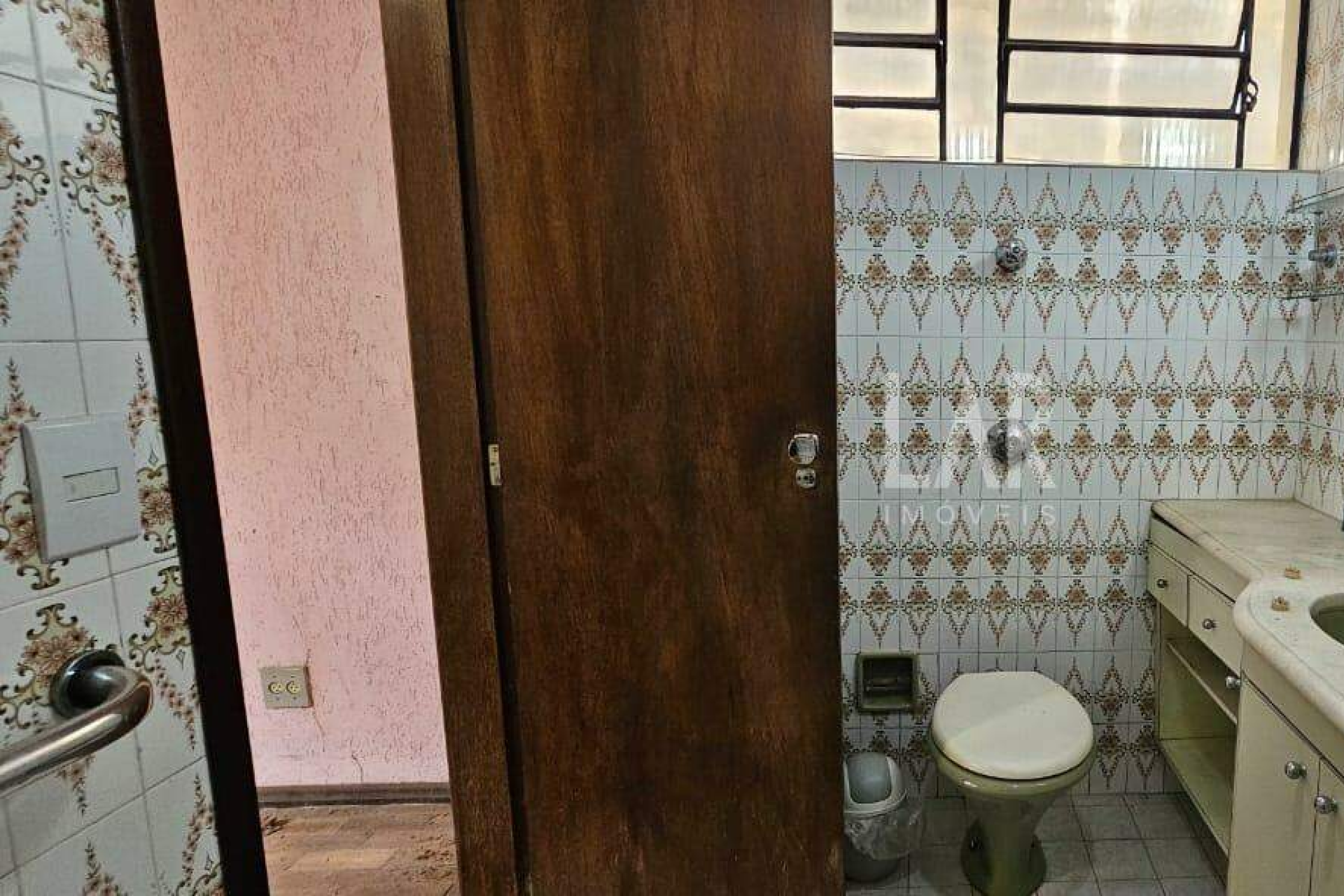 Casa de 6 quartos à venda, Carlos Prates, Belo Horizonte - MG