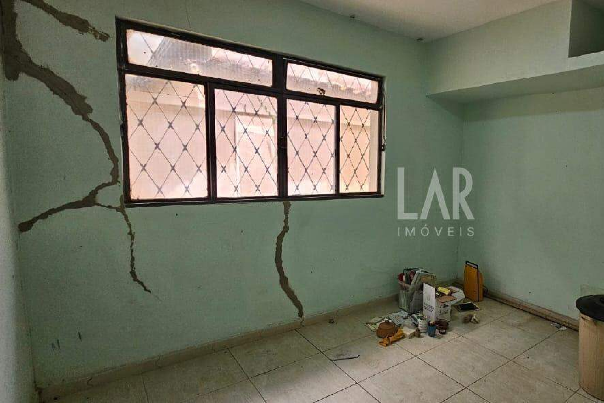 Casa de 6 quartos à venda, Carlos Prates, Belo Horizonte - MG
