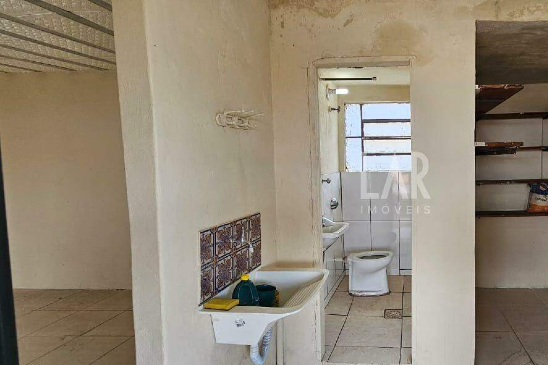 Casa de 6 quartos à venda, Carlos Prates, Belo Horizonte - MG