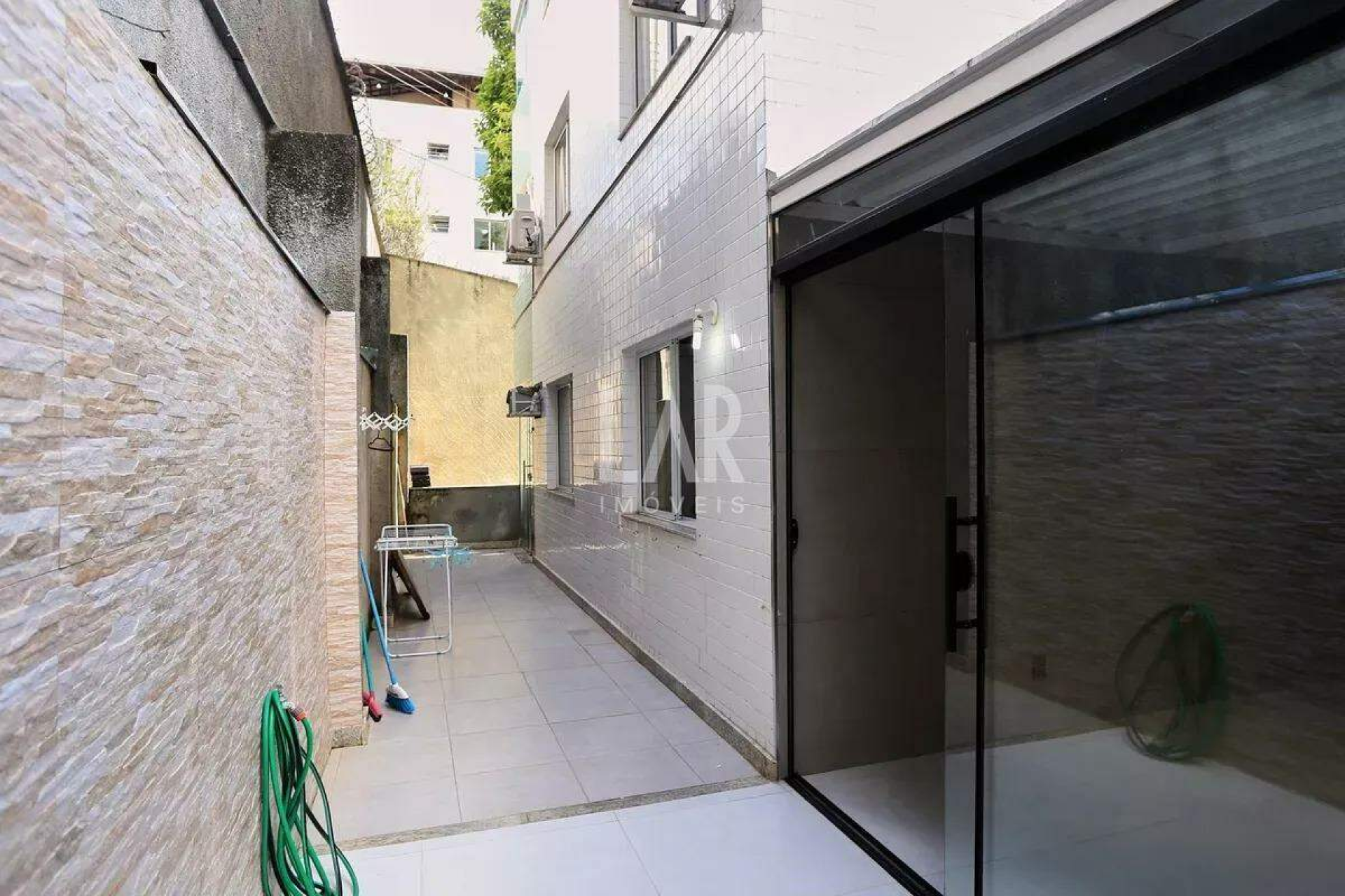 Apartamento de 2 quartos à venda, Fernão Dias, Belo Horizonte - MG