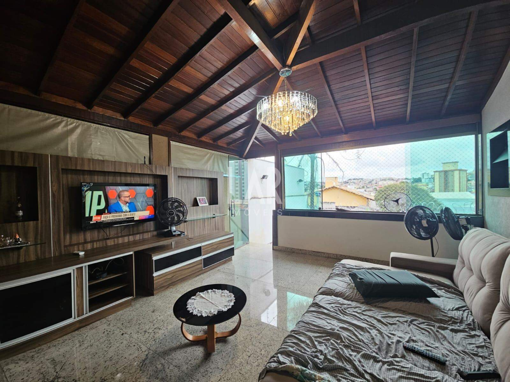 Casa de 4 quartos à venda, Ipiranga, Belo Horizonte - MG