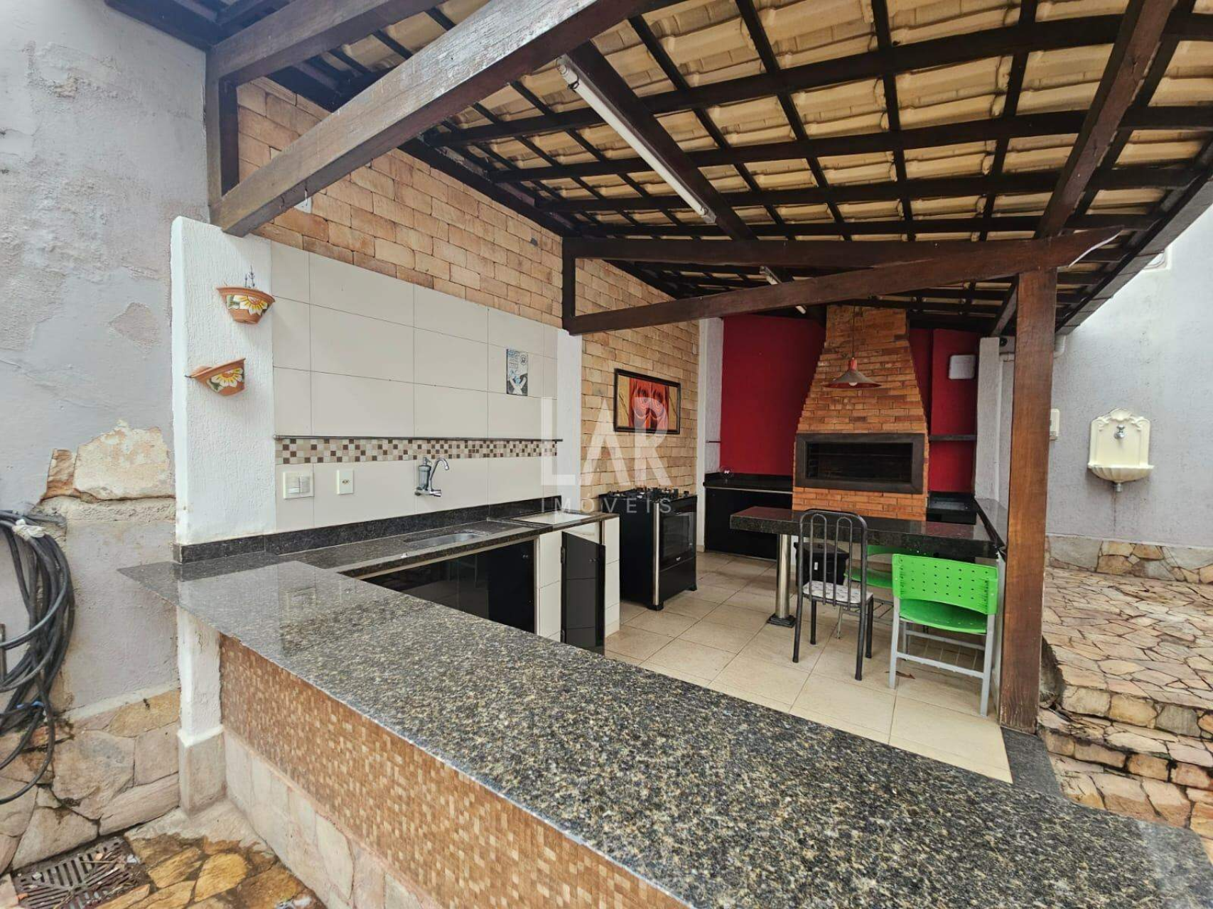 Casa de 4 quartos à venda, Ipiranga, Belo Horizonte - MG