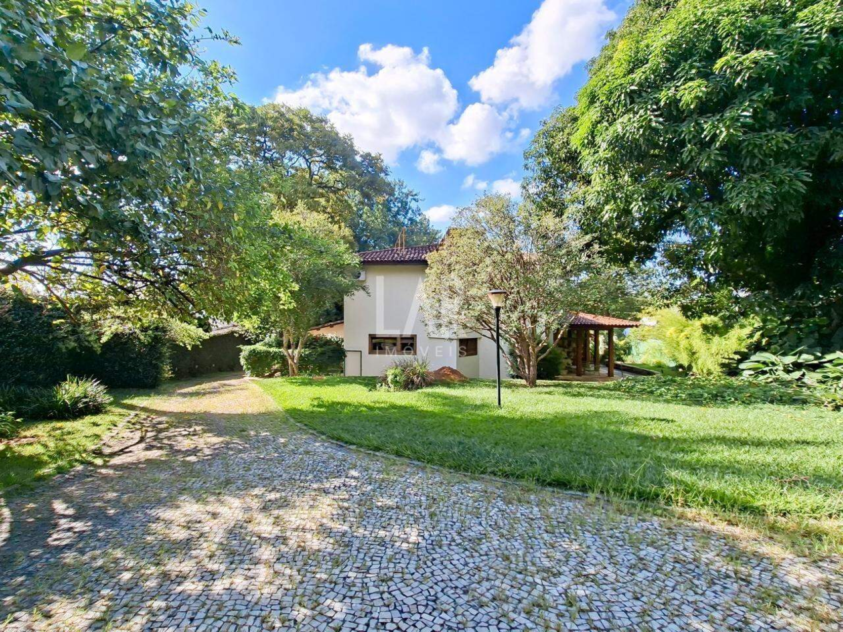 Casa de 4 quartos à venda, Bandeirantes (Pampulha), Belo Horizonte - MG