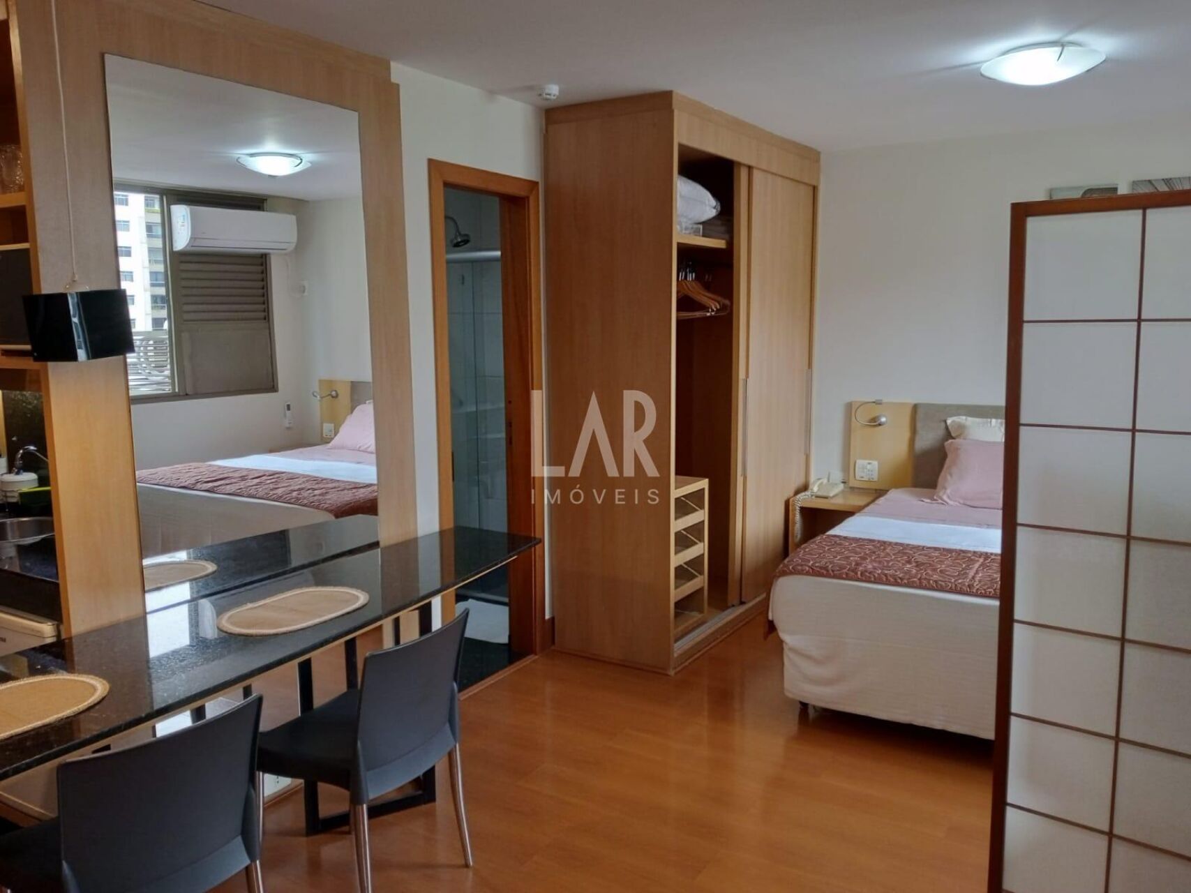 Flat de 1 quarto para alugar, Lourdes, Belo Horizonte - MG