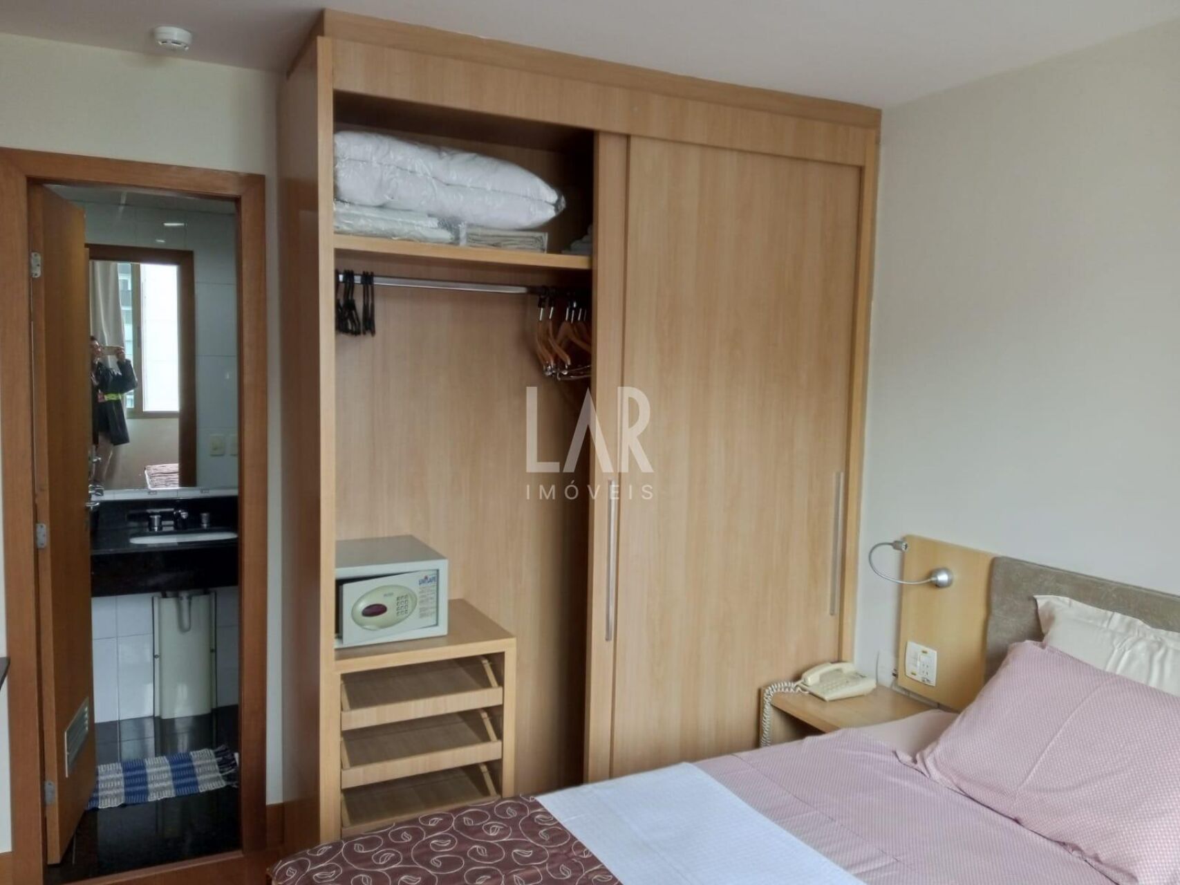 Flat de 1 quarto para alugar, Lourdes, Belo Horizonte - MG