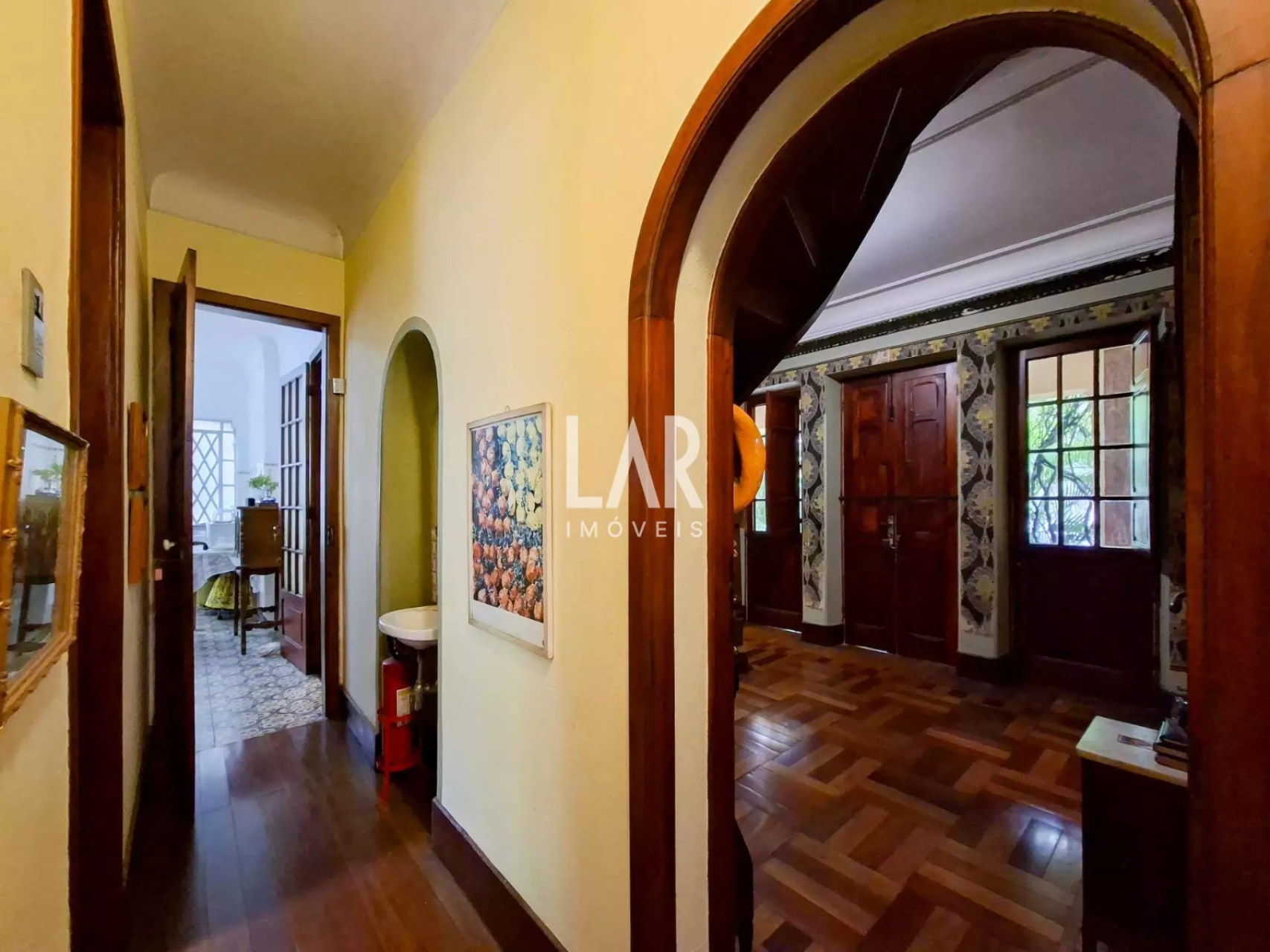 Casa de 6 quartos à venda, Lourdes, Belo Horizonte - MG