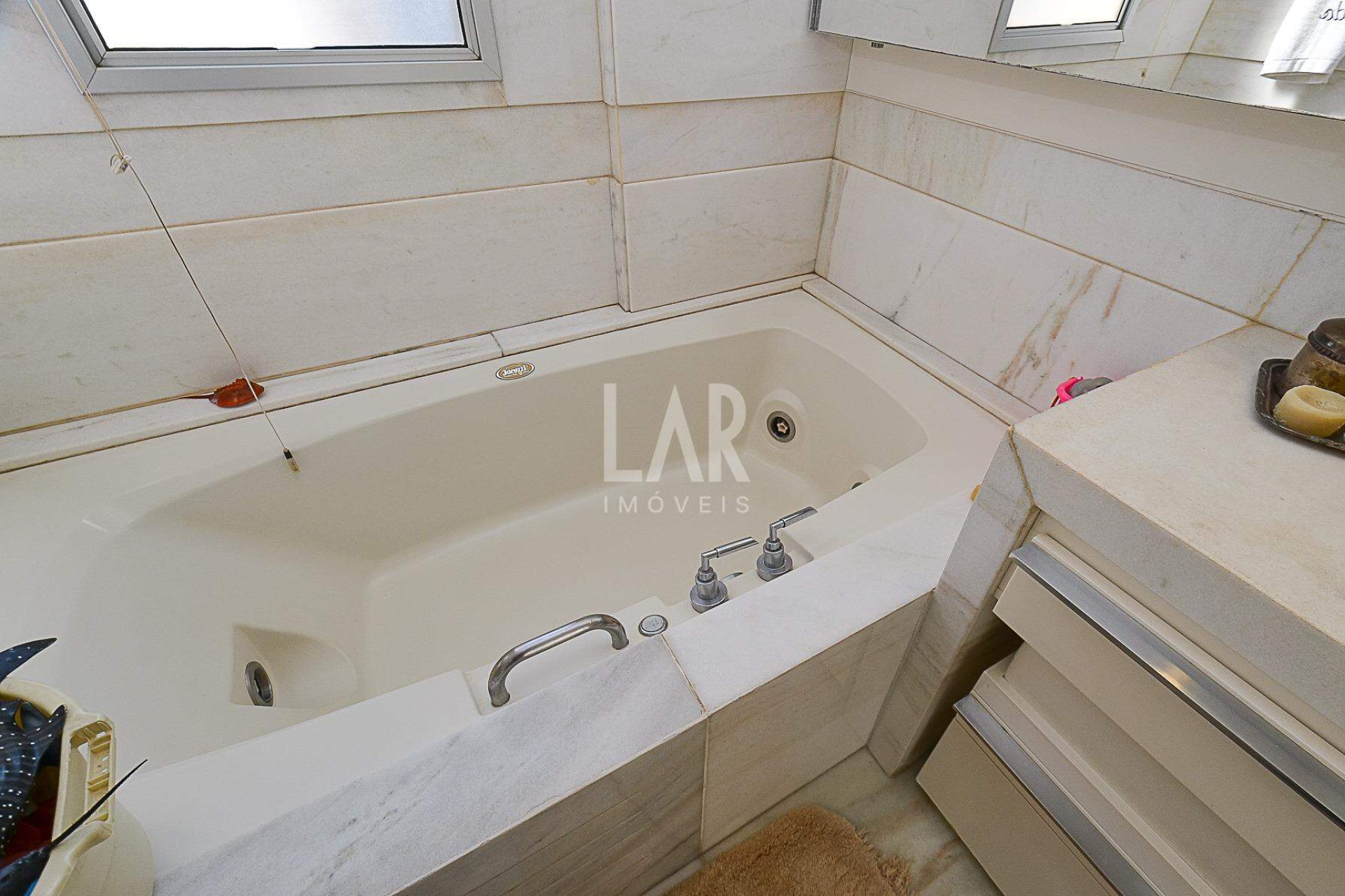 Apartamento de 4 quartos à venda, Belvedere, Belo Horizonte - MG