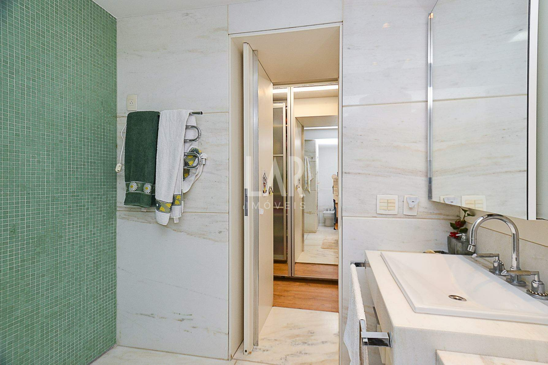 Apartamento de 4 quartos à venda, Belvedere, Belo Horizonte - MG