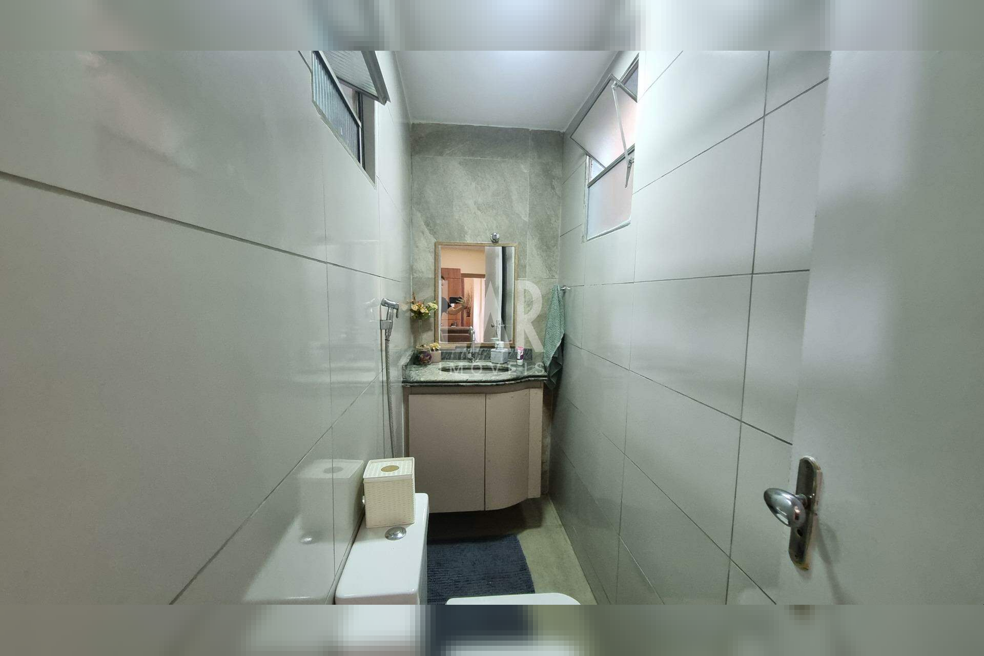 Casa Comercial de 4 quartos à venda, Cachoeirinha, Belo Horizonte - MG